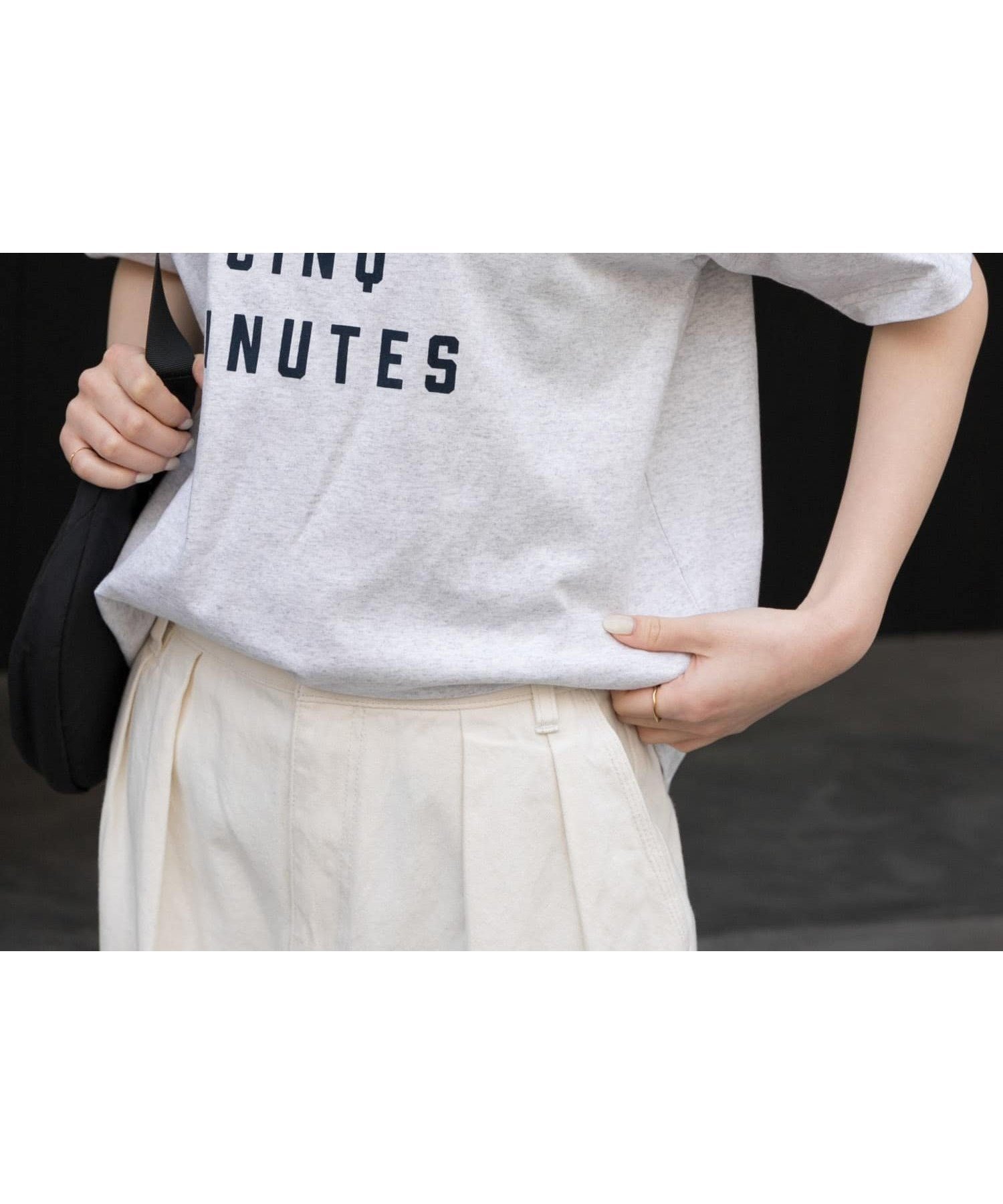 【アーバンリサーチ ドアーズ/URBAN RESEARCH DOORS】のFORK SPOON フロッキーロゴTシャツ インテリア・キッズ・メンズ・レディースファッション・服の通販 founy(ファニー) 　ファッション　Fashion　レディースファッション　WOMEN　トップス・カットソー　Tops/Tshirt　シャツ/ブラウス　Shirts/Blouses　ロング / Tシャツ　T-Shirts　2025年　2025　2025春夏・S/S　Ss,Spring/Summer,2025　キャミソール　Camisole　シンプル　Simple　ベーシック　Basic　夏　Summer　S/S・春夏　Ss・Spring/Summer　TOP GRAY|ID: prp329100004528988 ipo3291000000032302929