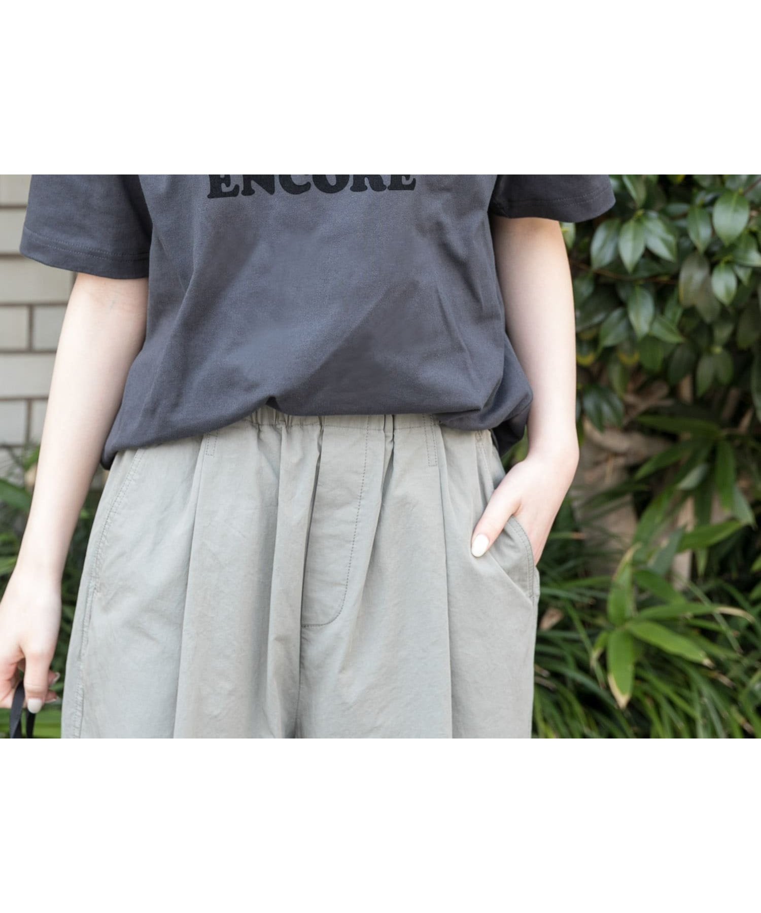 【アーバンリサーチ ドアーズ/URBAN RESEARCH DOORS】のFORK SPOON フロッキーロゴTシャツ インテリア・キッズ・メンズ・レディースファッション・服の通販 founy(ファニー) 　ファッション　Fashion　レディースファッション　WOMEN　トップス・カットソー　Tops/Tshirt　シャツ/ブラウス　Shirts/Blouses　ロング / Tシャツ　T-Shirts　2025年　2025　2025春夏・S/S　Ss,Spring/Summer,2025　キャミソール　Camisole　シンプル　Simple　ベーシック　Basic　夏　Summer　S/S・春夏　Ss・Spring/Summer　INK BLACK|ID: prp329100004528988 ipo3291000000032302931