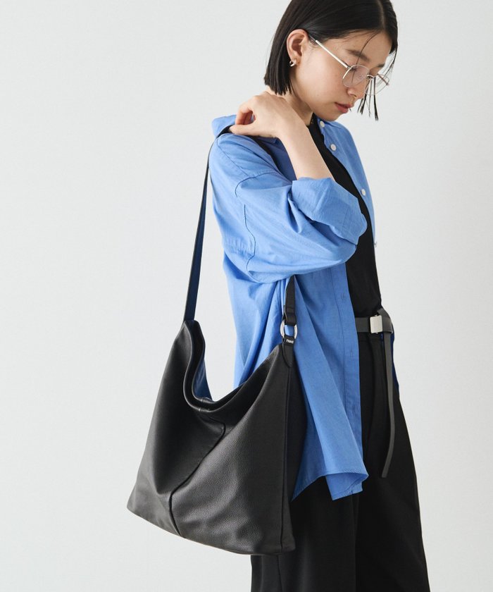 【ラシット/russet】のA4サイズ対応・510g ソフトレザーワンショルダーバッグ インテリア・キッズ・メンズ・レディースファッション・服の通販 founy(ファニー) https://founy.com/ ファッション Fashion レディースファッション WOMEN バッグ Bag 傘 Umbrella ショルダー Shoulder 財布 Wallet タオル Towel チャーム Charm デニム Denim トレンド Trend 定番 Standard ハンカチ Handkerchief バランス Balance ベーシック Basic ポケット Pocket ポーチ Pouch 日本製 Made In Japan エレガント 上品 Elegant ビジネス 仕事 通勤 Business 2025年 2025 2025春夏・S/S Ss,Spring/Summer,2025 |ID: prp329100004529047 ipo3291000000032023351
