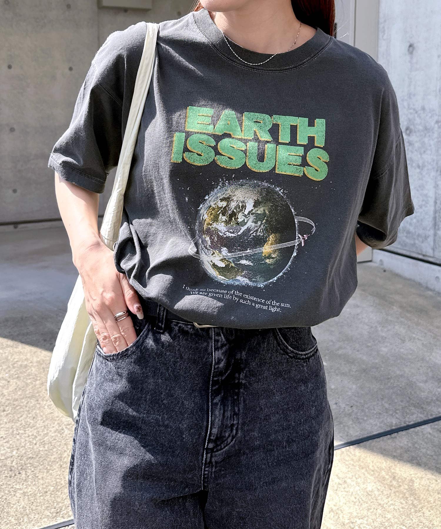 【その他のブランド/Other】の宇宙プリント 半袖 Tシャツ ANME アンメ インテリア・キッズ・メンズ・レディースファッション・服の通販 founy(ファニー) 　ファッション　Fashion　レディースファッション　Fashion for Women　トップス・カットソー　Cut & Sew Tops　シャツ・ブラウス・オフィスカジュアル　Elegant Blouses & Button-Ups　ロングTシャツ・Tシャツ　Longline T-Shirts & Tees　プリント　Print, Printed Pattern　ヴィンテージ　Vintage Style　半袖　Short Sleeve, Half Sleeve　ブラック【E】|ID: prp329100004529100 ipo3291000000032984750