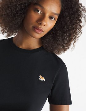 【メゾン キツネ/MAISON KITSUNE】 Maison Kitsune/BABY FOX PATCH REGULAR TEE SHIRT人気、トレンドファッション・服の通販 founy(ファニー) ファッション Fashion レディースファッション Ladies' Fashion Online トップス・カットソー Tops/Tshirt シャツ/ブラウス Shirts/Blouses 冬 Winter ジャージー Jersey スタンダード Standard パッチ Patch 半袖 Short Sleeve 無地 Plain Color |ID:prp329100004529104
