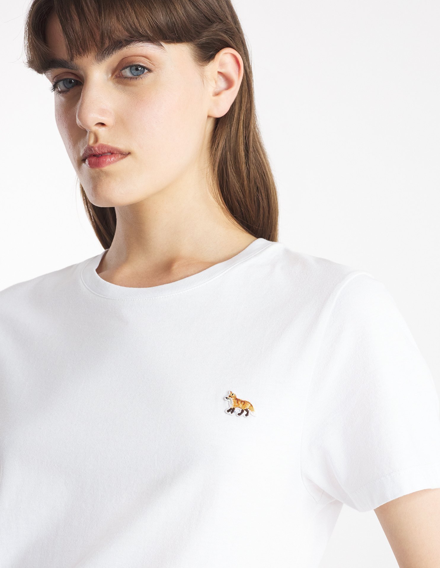 【メゾン キツネ/MAISON KITSUNE】のMaison Kitsune/BABY FOX PATCH REGULAR TEE SHIRT インテリア・キッズ・メンズ・レディースファッション・服の通販 founy(ファニー) 　ファッション　Fashion　レディースファッション　Ladies' Fashion Online　トップス・カットソー　Tops/Tshirt　シャツ/ブラウス　Shirts/Blouses　冬　Winter　ジャージー　Jersey　スタンダード　Standard　パッチ　Patch　半袖　Short Sleeve　無地　Plain Color　WHITE|ID: prp329100004529104 ipo3291000000032577796