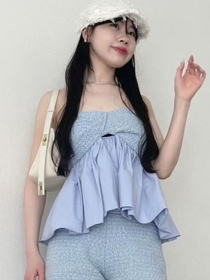 【リリーブラウン/Lily Brown】のバルーンペプラムベアトップス インテリア・キッズ・メンズ・レディースファッション・服の通販 founy(ファニー) 　ファッション　Fashion　レディースファッション　WOMEN　トップス・カットソー　Tops/Tshirt　おすすめ　Recommend　セットアップ　Set Up　トレンド　Trend　バランス　Balance　バルーン　Balloon　フィット　Fit　フェミニン　Feminine　レース　Race　BLU[086]|ID: prp329100004529137 ipo3291000000032023717