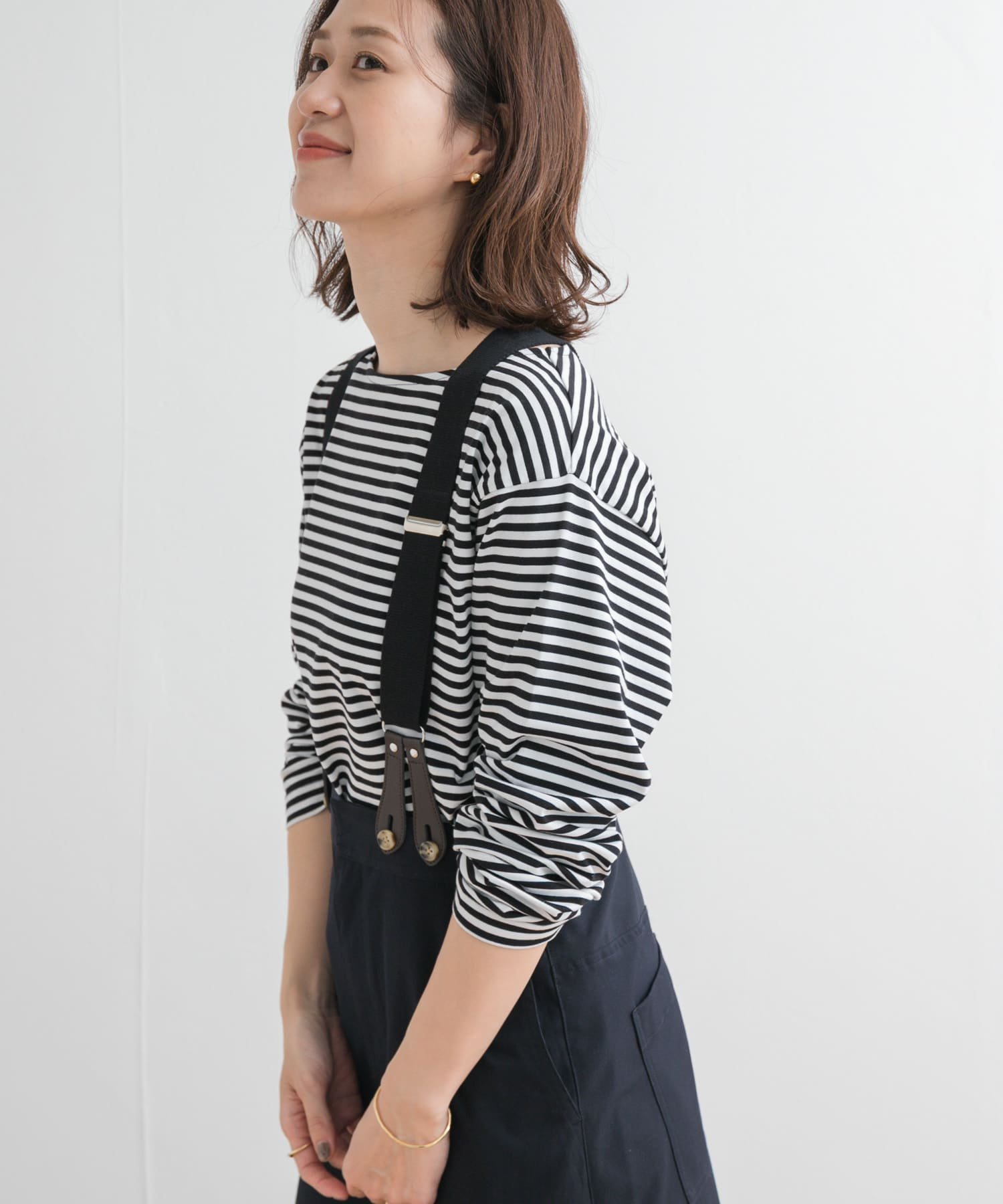 【アーバンリサーチ ドアーズ/URBAN RESEARCH DOORS】のラウンドヘムボーダーロングTシャツ インテリア・キッズ・メンズ・レディースファッション・服の通販 founy(ファニー) 　ファッション　Fashion　レディースファッション　WOMEN　トップス・カットソー　Tops/Tshirt　シャツ/ブラウス　Shirts/Blouses　ロング / Tシャツ　T-Shirts　2025年　2025　2025春夏・S/S　Ss,Spring/Summer,2025　インナー　Inner　カーディガン　Cardigan　シンプル　Simple　ボーダー　Border　ラウンド　Round　夏　Summer　S/S・春夏　Ss・Spring/Summer　BLACK×WHT|ID: prp329100004529196 ipo3291000000032268931