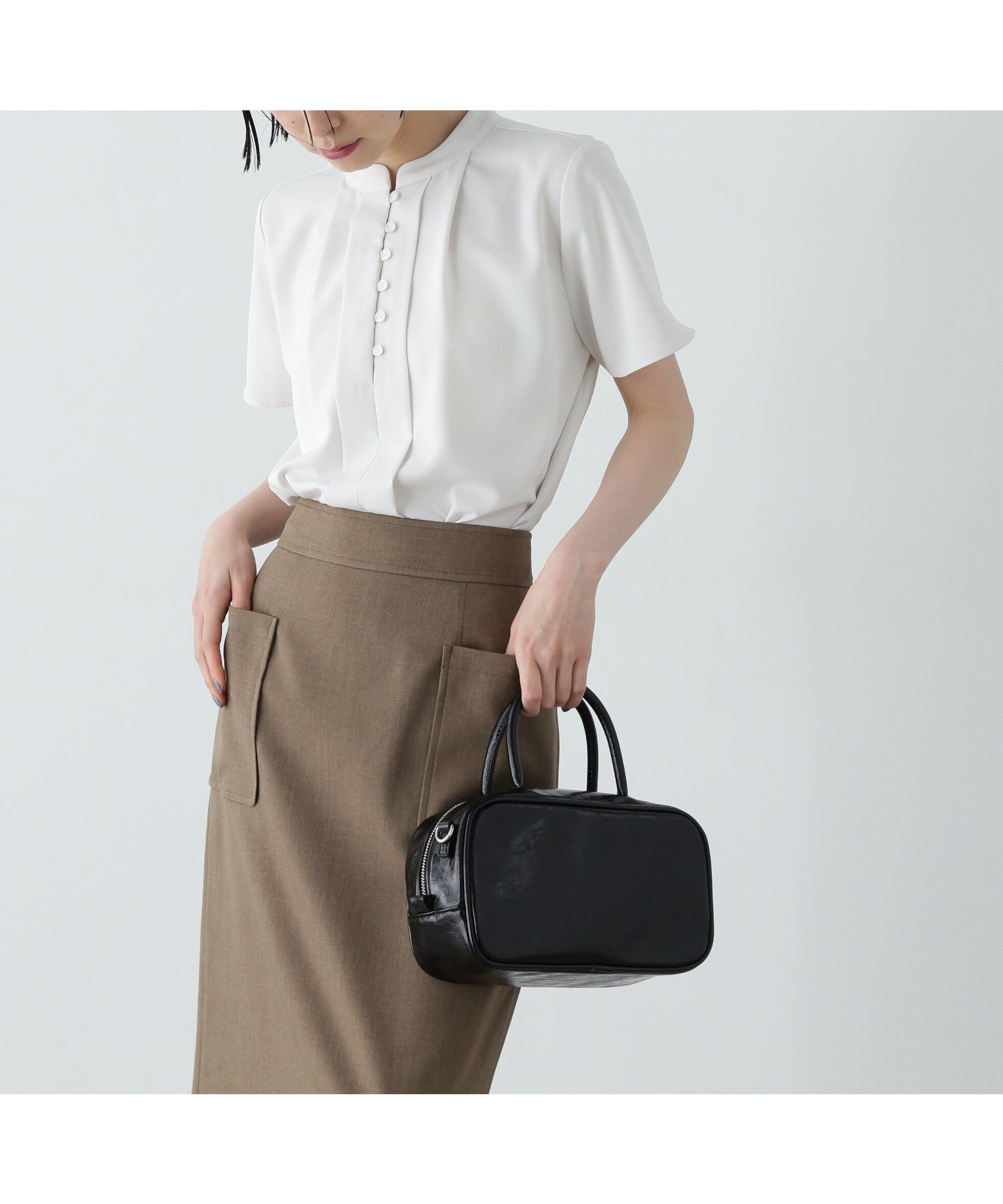 【エヌ ナチュラルビューティーベーシック/N.Natural Beauty basic】のフロントタックボタンブラウス インテリア・キッズ・メンズ・レディースファッション・服の通販 founy(ファニー) 　ファッション　Fashion　レディースファッション　WOMEN　トップス・カットソー　Tops/Tshirt　シャツ/ブラウス　Shirts/Blouses　シンプル　Simple　フェミニン　Feminine　フロント　Front　マニッシュ　Mannish　オフ1|ID: prp329100004529285 ipo3291000000032301212