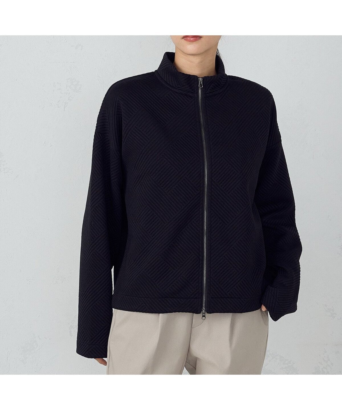 【コムサイズム/COMME CA ISM】のジャカード ダブルジップブルゾン インテリア・キッズ・メンズ・レディースファッション・服の通販 founy(ファニー) 　ファッション　Fashion　レディースファッション　WOMEN　アウター　Coat Outerwear　ブルゾン　Blouson/Jackets　おすすめ　Recommend　オフショルダー　Off Shoulder　キルト　Quilt　コンパクト　Compact　シンプル　Simple　ジャカード　Jacquard　ハイネック　High Neck　ブルゾン　Blouson　ポケット　Pocket　リラックス　Relax　洗える　Washable　ブラック|ID: prp329100004529358 ipo3291000000032024590