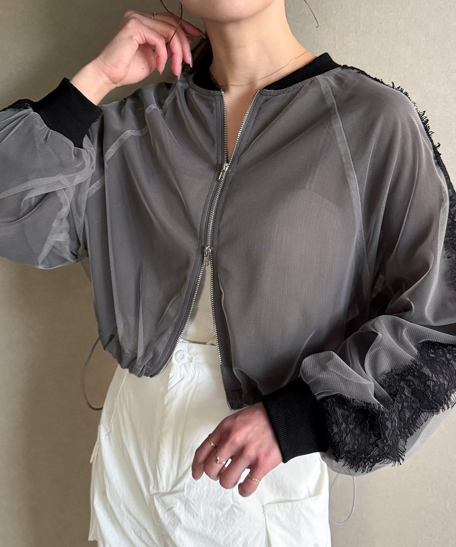 【ジュノア/JUNOAH】のレースラインシアーブルゾン インテリア・キッズ・メンズ・レディースファッション・服の通販 founy(ファニー) 　ファッション　Fashion　レディースファッション　WOMEN　アウター　Coat Outerwear　ブルゾン　Blouson/Jackets　グレー|ID: prp329100004529436 ipo3291000000032360962