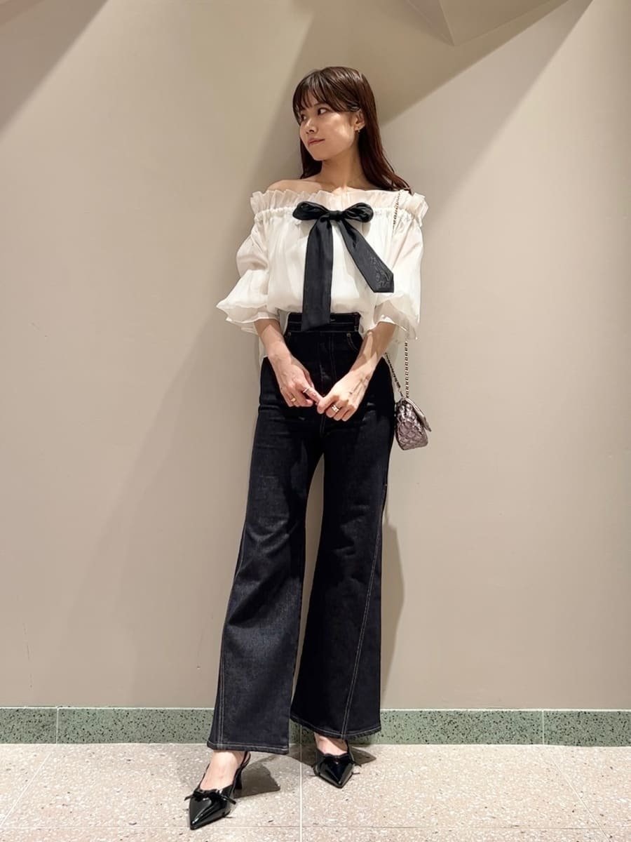 【スナイデル/SNIDEL】の【00サイズあり】Sustainableストレッチフレアデニムパンツ インテリア・キッズ・メンズ・レディースファッション・服の通販 founy(ファニー) 　ファッション　Fashion　レディースファッション　Fashion for Women　パンツ　Pants & Trousers　デニムパンツ・ジーンズ・美脚デニム　Denim Jeans & Pants　ウォッシュ　Washed Finish　エレガント 上品　Elegant　ヴィンテージ　Vintage Style　ストレッチ　Stretch, Stretchy Fabric　スマート　Smart, Elegant　デニム　Denim, Jeans Material　フレア　Flare, Flared　ポケット　Pocket, Pocket Detail　IND[088]|ID: prp329100004529835 ipo3291000000034126119