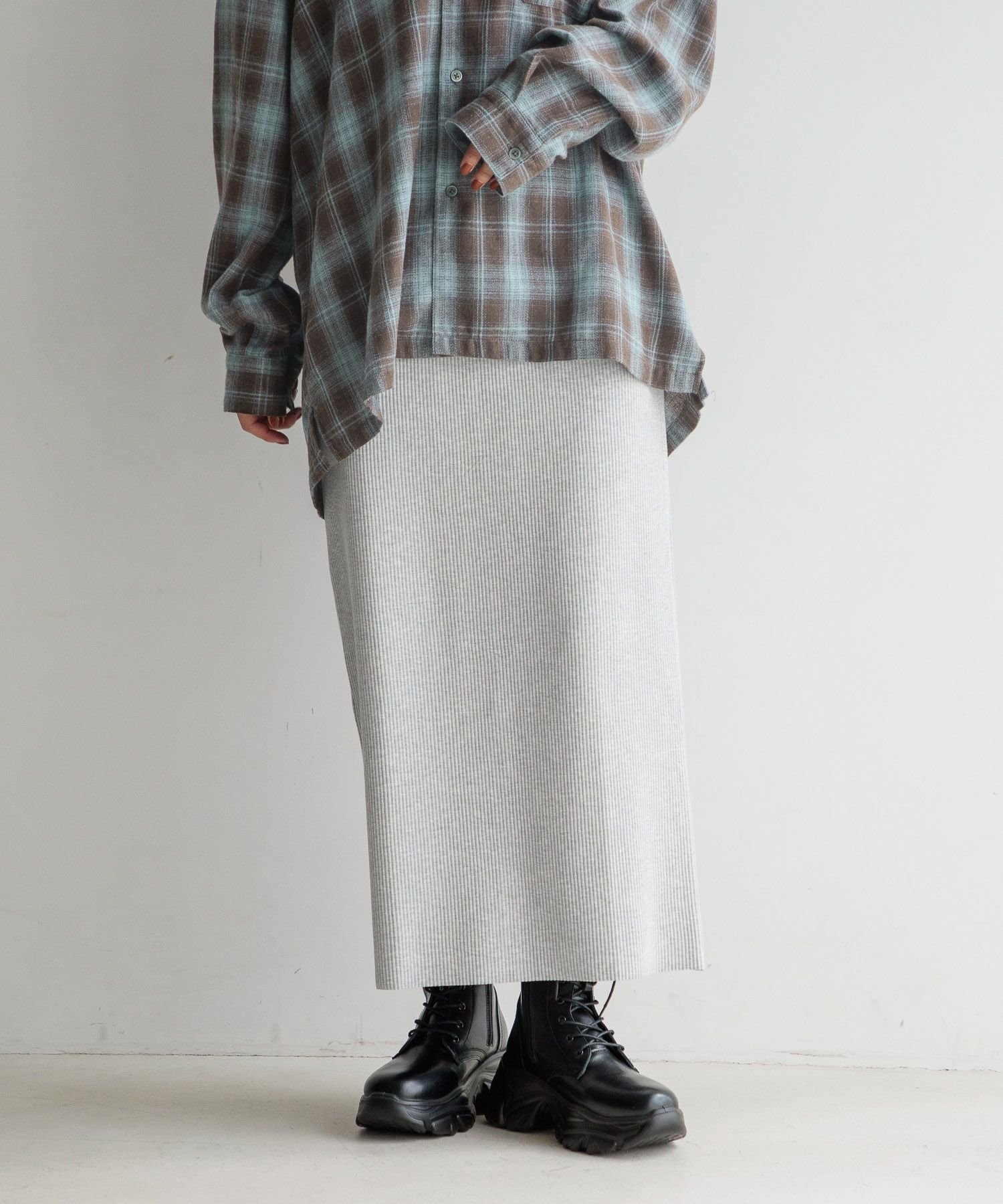 【ローリーズファーム/LOWRYS FARM】のカットリブタイトスカート インテリア・キッズ・メンズ・レディースファッション・服の通販 founy(ファニー) 　ファッション　Fashion　レディースファッション　Fashion for Women　スカート　Skirts　おすすめ　Recommended / Our Picks　カーディガン　Cardigan, Knitwear　タイトスカート　Pencil Skirt, Tight Skirt　トレンド　Trend, Trending Now　ベーシック　Basic, Essential　吸水　Absorbent, Quick-Dry　抗菌　Antibacterial, Bacteria-Resistant　グレー12|ID: prp329100004529848 ipo3291000000033372577