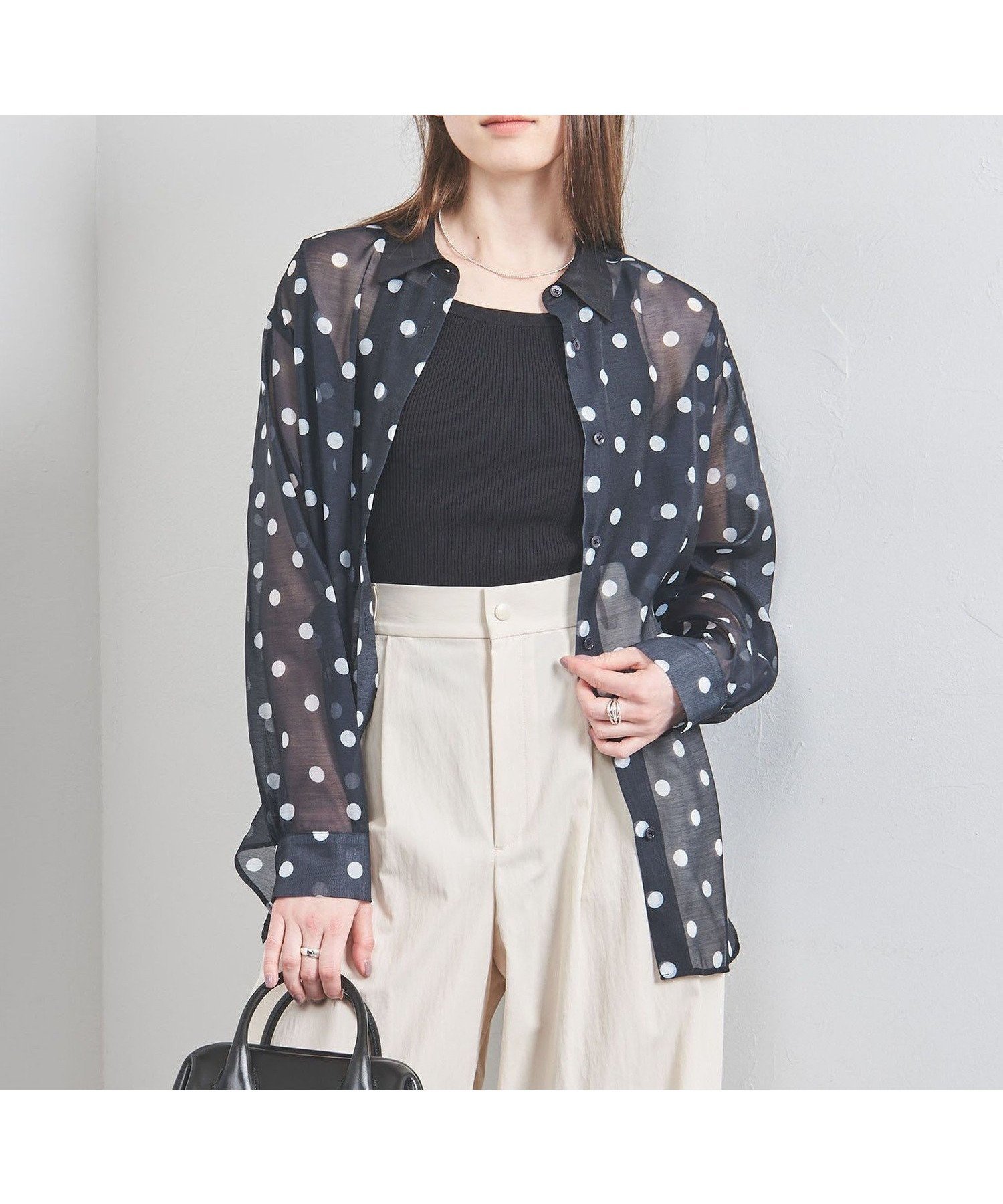 【ユナイテッドアローズ/UNITED ARROWS】のオーガンジー プリントシャツ インテリア・キッズ・メンズ・レディースファッション・服の通販 founy(ファニー) 　ファッション　Fashion　レディースファッション　Fashion for Women　トップス・カットソー　Cut & Sew Tops　シャツ・ブラウス・オフィスカジュアル　Elegant Blouses & Button-Ups　インナー　Innerwear　エアリー　Airy Texture　エレガント 上品　Elegant　オーガンジー　Organza Fabric　シアー　Sheer, See-Through　スタンダード　Standard, Basic　タンク　Tank Top, Sleeveless Top　ドット　Polka Dot, Dot Pattern　フラワー　Flower, Floral　プリント　Print, Printed Pattern　別注　Limited Edition, Custom Order　NAVY|ID: prp329100004529982 ipo3291000000033479892