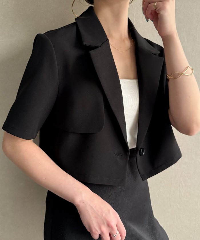 【ジュノア/JUNOAH】の半袖ショートテーラードジャケット インテリア・キッズ・メンズ・レディースファッション・服の通販 founy(ファニー) https://founy.com/ ファッション Fashion レディースファッション Ladies' Fashion Online アウター Coat Outerwear ジャケット Jackets テーラードジャケット Tailored Jackets 半袖 Short Sleeve |ID: prp329100004530000 ipo3291000000032693076
