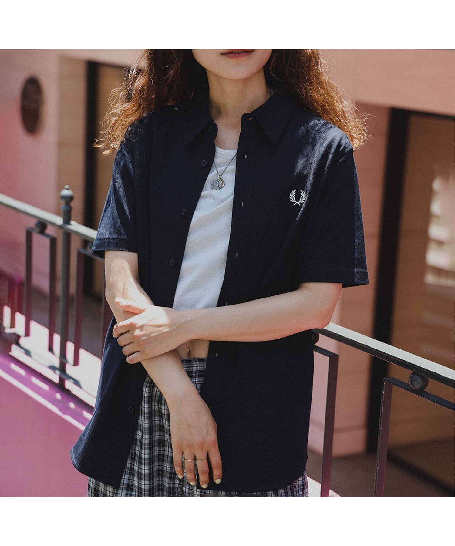 【ビームス/BEAMS / MEN】の【別注】FRED PERRY / 鹿の子 ショートスリーブ シャツ インテリア・キッズ・メンズ・レディースファッション・服の通販 founy(ファニー) 　ファッション　Fashion　メンズファッション　Men's Style Online　ショート　Short　シルケット　Mercerization　ジャージ　Jersey　ストレッチ　Stretch　スリーブ　Sleeve　フィット　Fit　レギュラー　Regular　エレガント 上品　Elegant　別注　Special Order　半袖　Short Sleeve　定番　Standard　鹿の子　Pique　NAVY|ID: prp329100004530001 ipo3291000000032584215