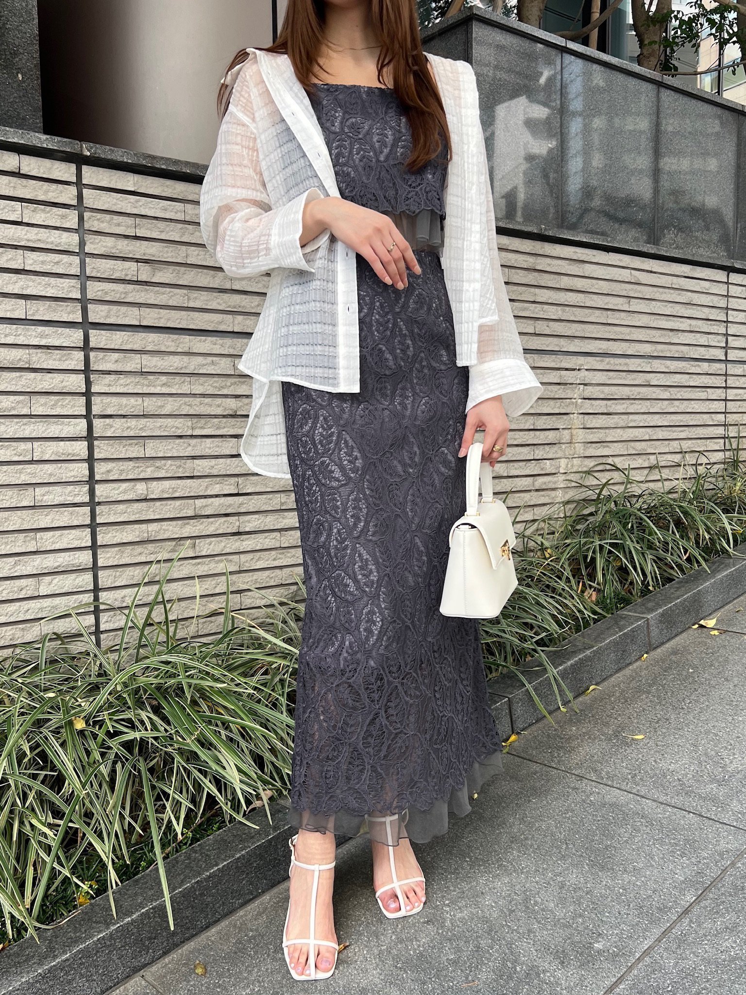 【スナイデル/SNIDEL】のリーフレースタイトスカート インテリア・キッズ・メンズ・レディースファッション・服の通販 founy(ファニー) 　ファッション　Fashion　レディースファッション　Ladies' Fashion Online　スカート　Skirt　ケミカル　Chemical　タイトスカート　Tight Skirt　チュール　Tulle　ビスチェ　Bustier　ラグジュアリー　Luxury　リーフ　Leaf　レース　Race　おすすめ　Recommend　エレガント 上品　Elegant　DGRY[008]|ID: prp329100004530017 ipo3291000000032688440