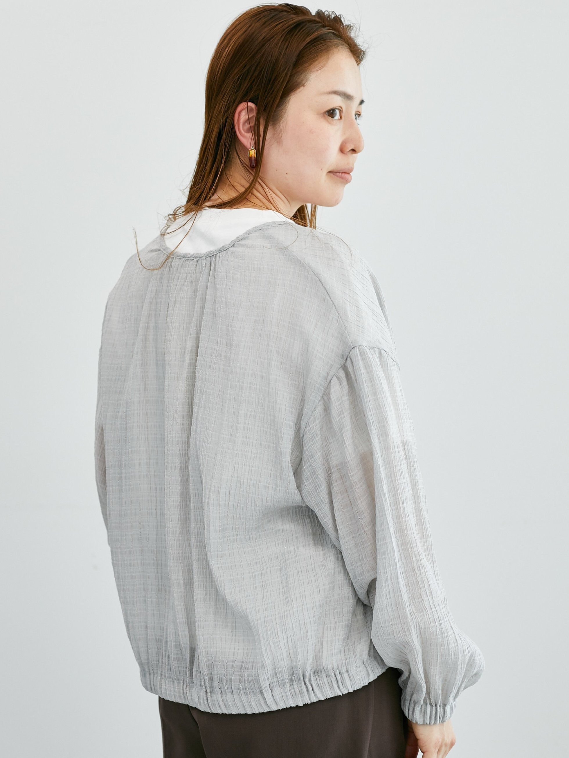 【テチチ/Te chichi】のノーカラーカットブルゾン インテリア・キッズ・メンズ・レディースファッション・服の通販 founy(ファニー) 　ファッション　Fashion　レディースファッション　WOMEN　アウター　Coat Outerwear　ブルゾン　Blouson/Jackets　シアー　Sheer　シンプル　Simple　トレンド　Trend　グレー|ID: prp329100004530022 ipo3291000000032077165