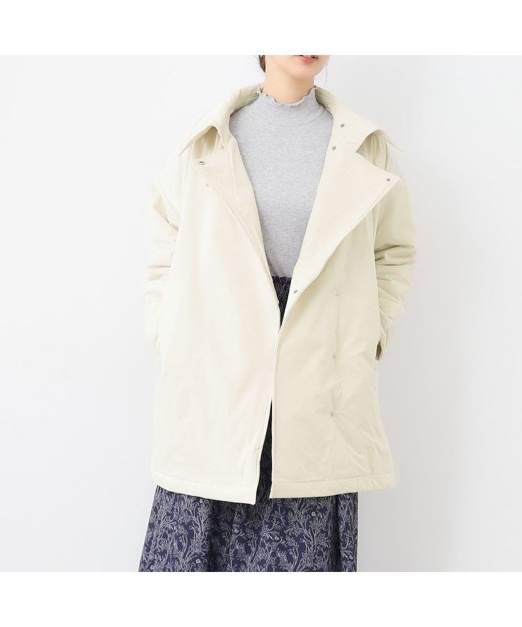 【ローラアシュレイ/LAURA ASHLEY】の【一部店舗限定/オーバーサイズ】ファイバー中綿コート インテリア・キッズ・メンズ・レディースファッション・服の通販 founy(ファニー) 　ファッション　Fashion　レディースファッション　WOMEN　アウター　Coat Outerwear　コート　Coats　トレンチ　Trench　ポケット　Pocket　オフホワイト|ID: prp329100004530046 ipo3291000000032027796