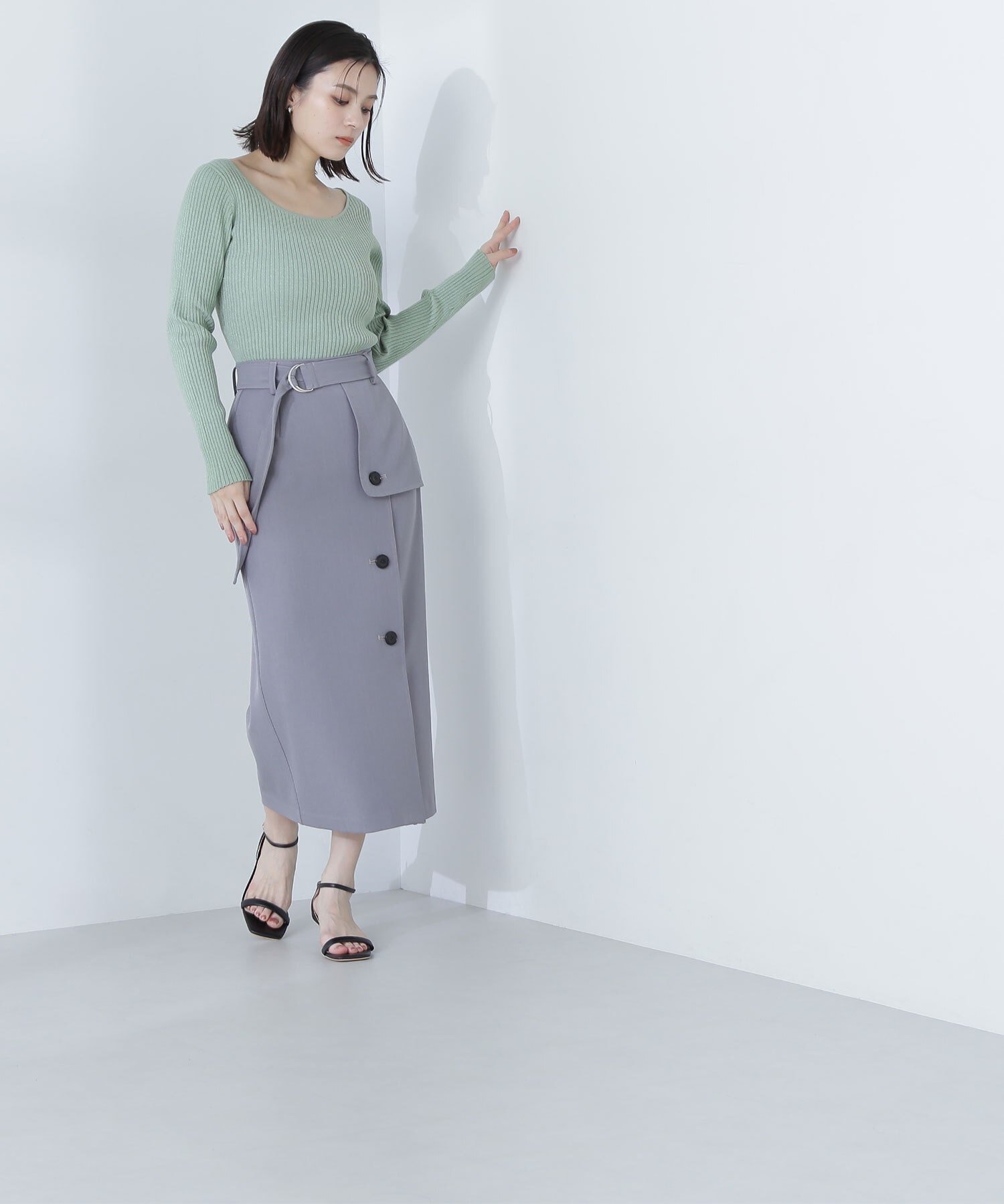 【ナチュラル ビューティー ベーシック/NATURAL BEAUTY BASIC】のトレンチディテールナロースカート インテリア・キッズ・メンズ・レディースファッション・服の通販 founy(ファニー) 　ファッション　Fashion　レディースファッション　WOMEN　スカート　Skirt　ストレッチ　Stretch　スリット　Slit　フラット　Flat　フラップ　Flap　フロント　Front　メランジ　Melange　冬　Winter　グレー|ID: prp329100004530100 ipo3291000000032395048