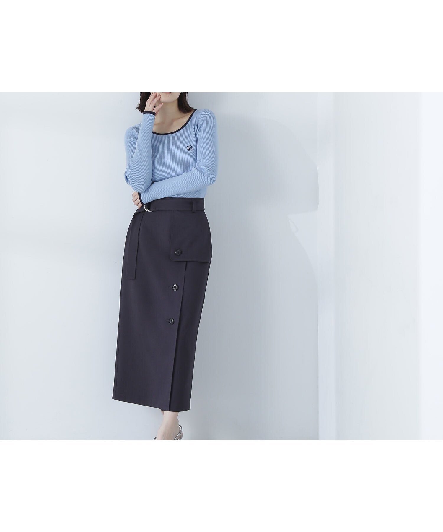 【ナチュラル ビューティー ベーシック/NATURAL BEAUTY BASIC】のトレンチディテールナロースカート インテリア・キッズ・メンズ・レディースファッション・服の通販 founy(ファニー) 　ファッション　Fashion　レディースファッション　WOMEN　スカート　Skirt　ストレッチ　Stretch　スリット　Slit　フラット　Flat　フラップ　Flap　フロント　Front　メランジ　Melange　冬　Winter　チャコール1|ID: prp329100004530100 ipo3291000000032395049