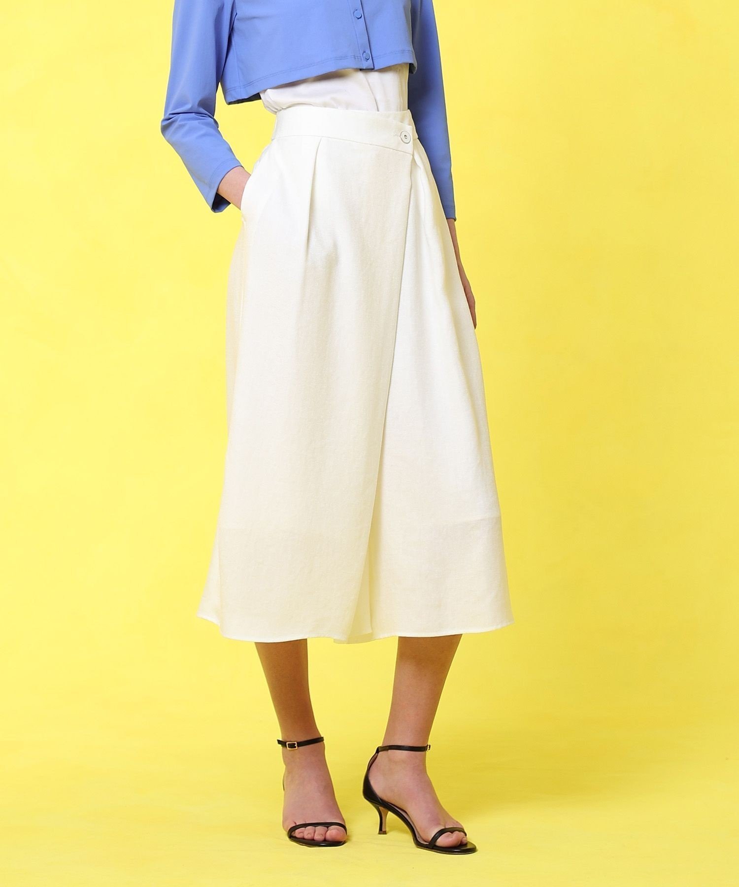 【アナイ/ANAYI】のドライスラブアシメラップパンツ インテリア・キッズ・メンズ・レディースファッション・服の通販 founy(ファニー) 　ファッション　Fashion　レディースファッション　WOMEN　パンツ　Pants　アシンメトリー　Asymmetry　エレガント 上品　Elegant　スマート　Smart　プリント　Print　ラップ　Wrap　リュクス　Luxe　S/S・春夏　Ss・Spring/Summer　再入荷　Restock/Back In Stock/Re Arrival　夏　Summer　white|ID: prp329100004530199 ipo3291000000032028427