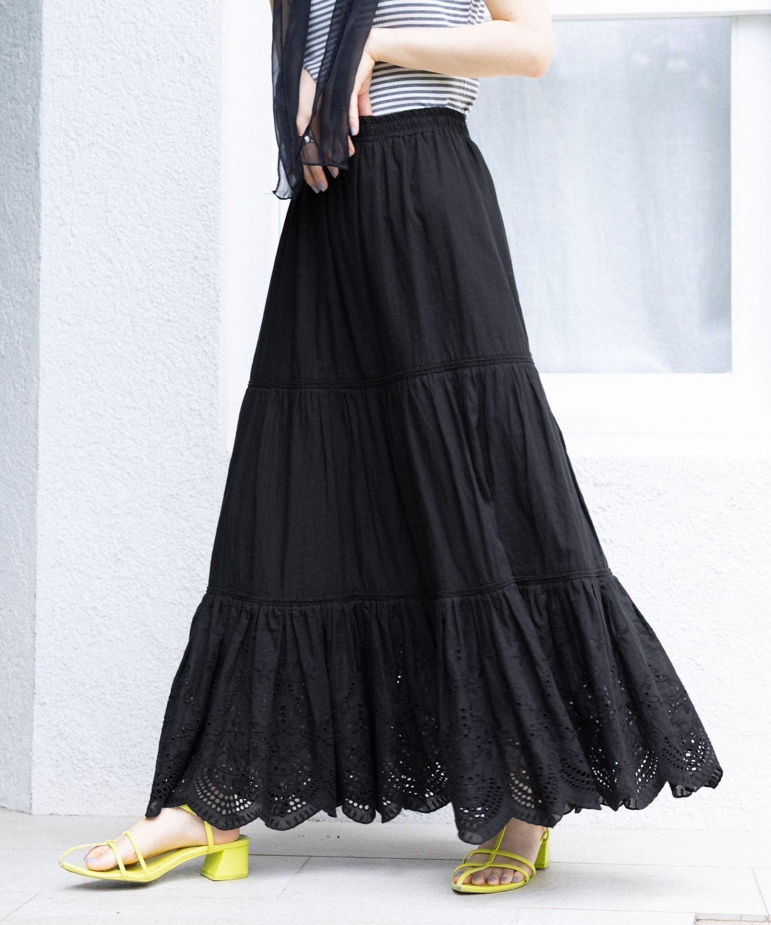 【レイジブルー/RAGEBLUE】の【WOMENS】コットンレースロングスカート インテリア・キッズ・メンズ・レディースファッション・服の通販 founy(ファニー) 　ファッション　Fashion　レディースファッション　Fashion for Women　スカート　Skirts　ロングスカート　Long Skirts / Maxi & Midi Skirts　アクセサリー　Fashion Accessories　カーディガン　Cardigan, Knitwear　キャップ　Cap, Baseball Cap　コンパクト　Compact, Small Size　シンプル　Simple, Minimal　スカラップ　Scallop, Scalloped Edge　スカーフ　Scarf, Neckwear　スニーカー　Sneakers, Trainers　スラックス　Slacks, Dress Pants　チェック　Check, Plaid, Tartan　デニム　Denim, Jeans Material　トレンド　Trend, Trending Now　定番　Standard, Basic Item　フレア　Flare, Flared　ベーシック　Basic, Essential　モノトーン　Monotone, Black and White　ロング　Long, Long-Length　おすすめ　Recommended / Our Picks　エレガント 上品　Elegant　ブラック09|ID: prp329100004530242 ipo3291000000032737499