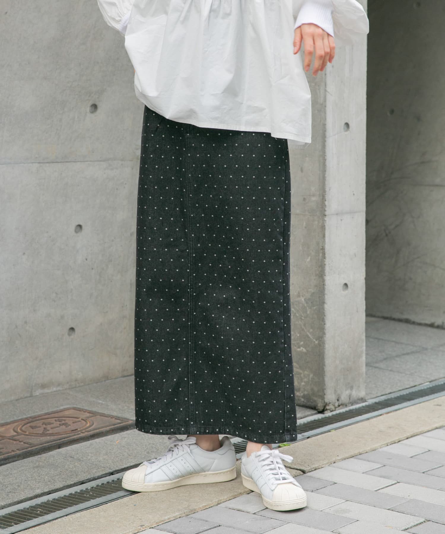 【その他のブランド/Other】のデニムドットスカート インテリア・キッズ・メンズ・レディースファッション・服の通販 founy(ファニー) 　ファッション　Fashion　レディースファッション　WOMEN　スカート　Skirt　2025年　2025　2025春夏・S/S　Ss,Spring/Summer,2025　おすすめ　Recommend　クラシック　Classic　シンプル　Simple　デニム　Denim　トレンド　Trend　ドット　Dot　今季　This Season　夏　Summer　S/S・春夏　Ss・Spring/Summer　BLK|ID: prp329100004530282 ipo3291000000032028756