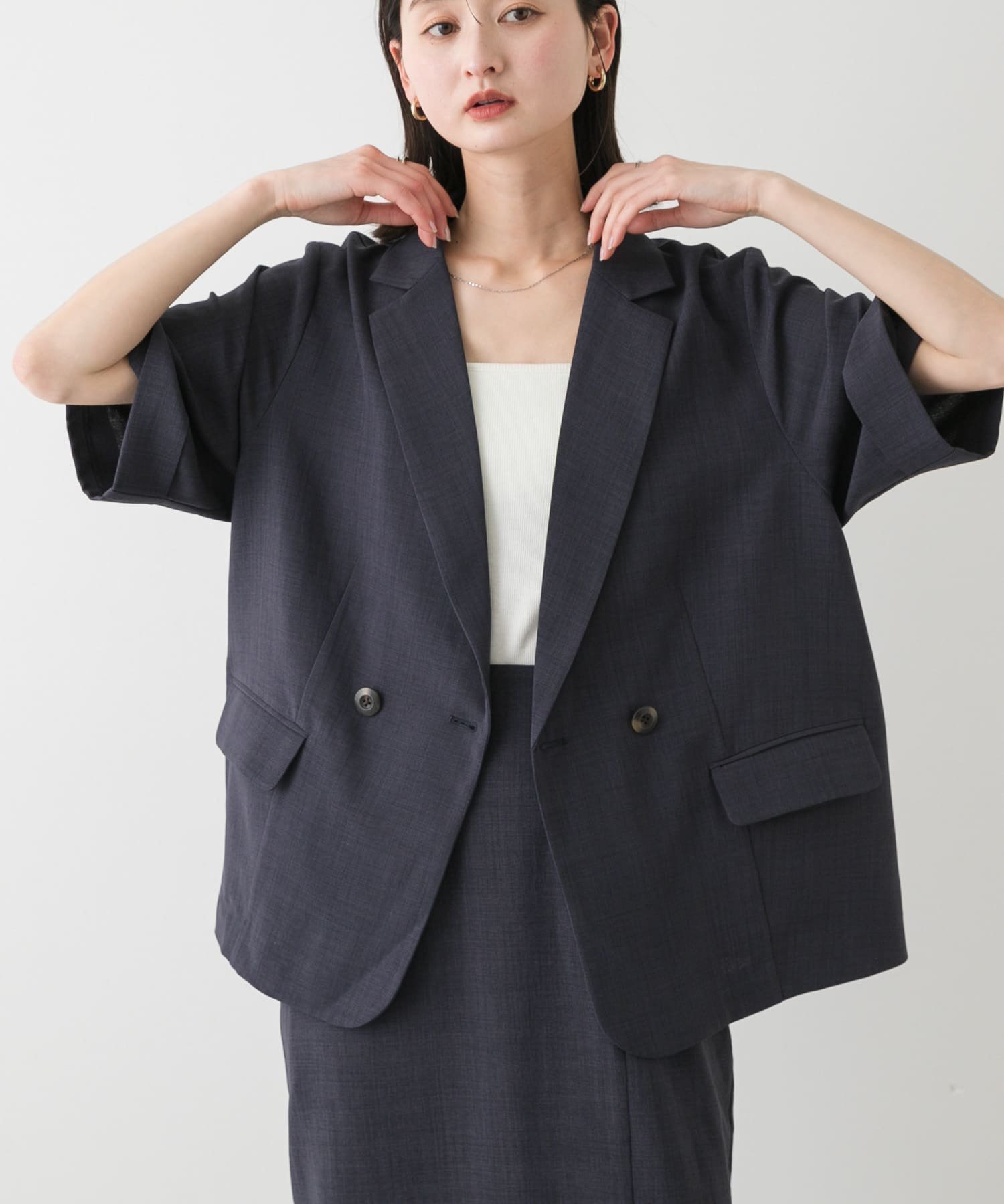 【センスオブプレイス/SENSE OF PLACE by URBAN RESEARCH】の『UR TECH DRYLUXE』リネンライクジャケット インテリア・キッズ・メンズ・レディースファッション・服の通販 founy(ファニー) 　ファッション　Fashion　レディースファッション　WOMEN　アウター　Coat Outerwear　ジャケット　Jackets　2025年　2025　2025春夏・S/S　Ss,Spring/Summer,2025　キャミ　Cami　ジャケット　Jacket　タンク　Tank　デコルテ　Decolletage　デニム　Denim　エレガント 上品　Elegant　吸水　Water Absorption　夏　Summer　S/S・春夏　Ss・Spring/Summer　NAVY|ID: prp329100004530288 ipo3291000000032028780