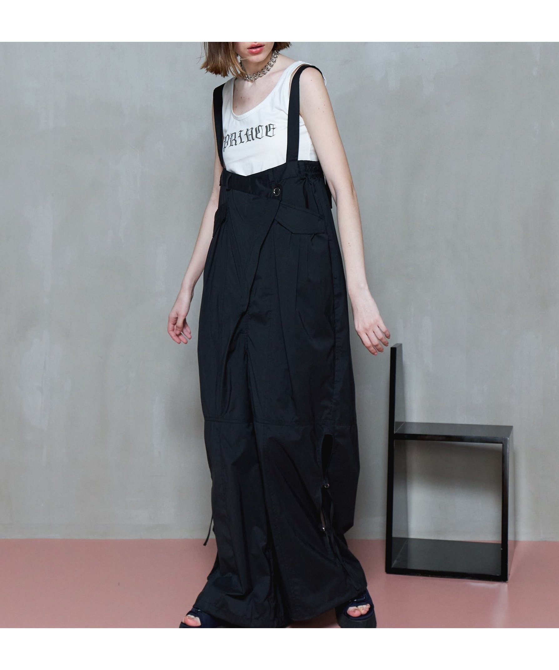 【メゾンスペシャル/MAISON SPECIAL】の2way Suspender Parachute Pants 人気、トレンドファッション・服の通販 founy(ファニー) 　ファッション　Fashion　レディースファッション　Fashion for Women　パンツ　Pants & Trousers　サスペンダー　Suspenders, Braces　シンプル　Simple, Minimal　スタイリッシュ　Stylish, Fashionable　フィット　Fit, Slim Fit　ポケット　Pocket, Pocket Detail　夏　Summer　 other-1|ID: prp329100004530300 ipo3291000000032610774