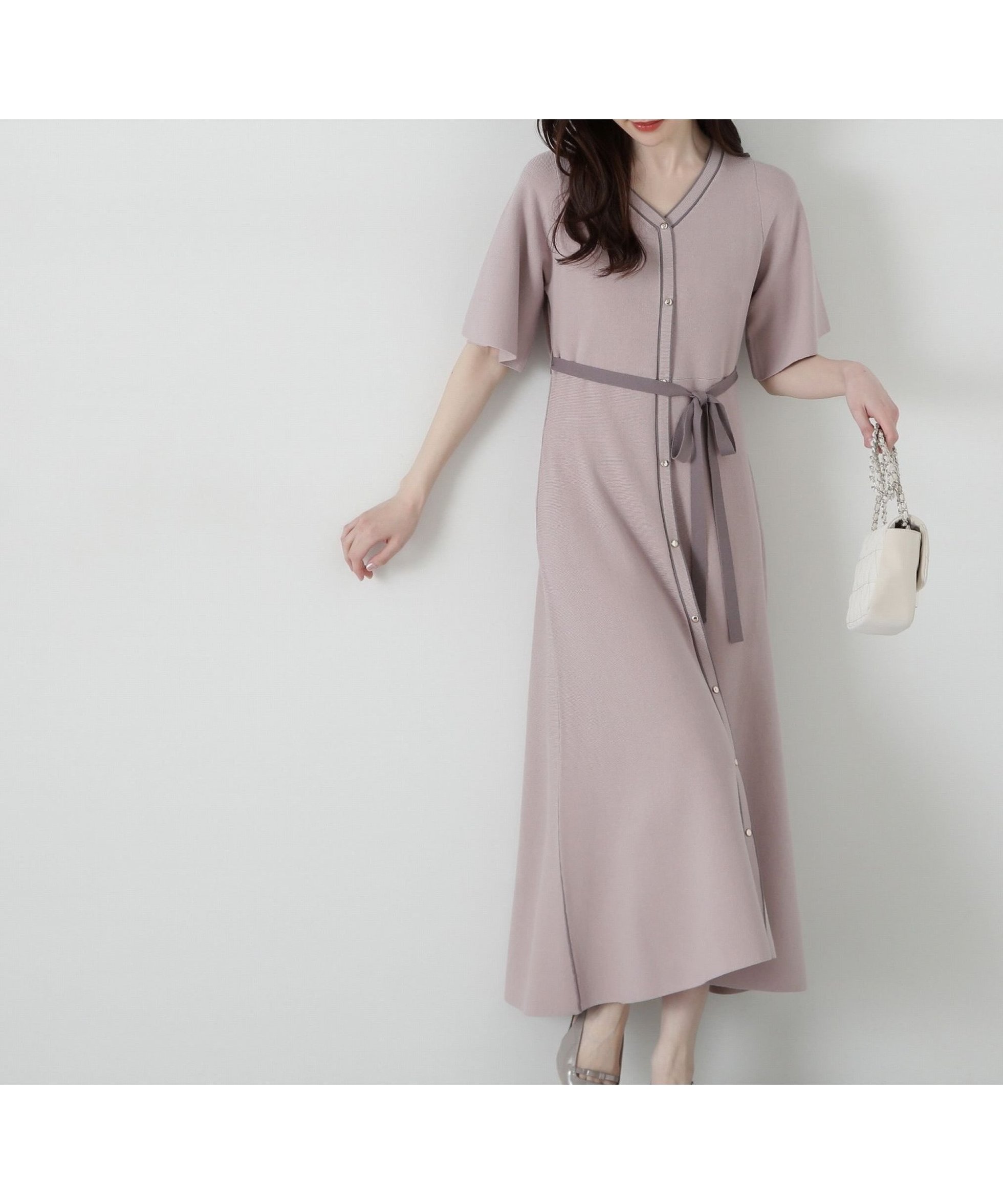 【プロポーション ボディドレッシング/PROPORTION BODY DRESSING】の金ボタンニットワンピース インテリア・キッズ・メンズ・レディースファッション・服の通販 founy(ファニー) 　ファッション　Fashion　レディースファッション　WOMEN　ワンピース　Dress　ニットワンピース　Knit Dresses　スリーブ　Sleeve　フィット　Fit　フレア　Flare　リボン　Ribbon　ピンク×グレージュ|ID: prp329100004530342 ipo3291000000032028994