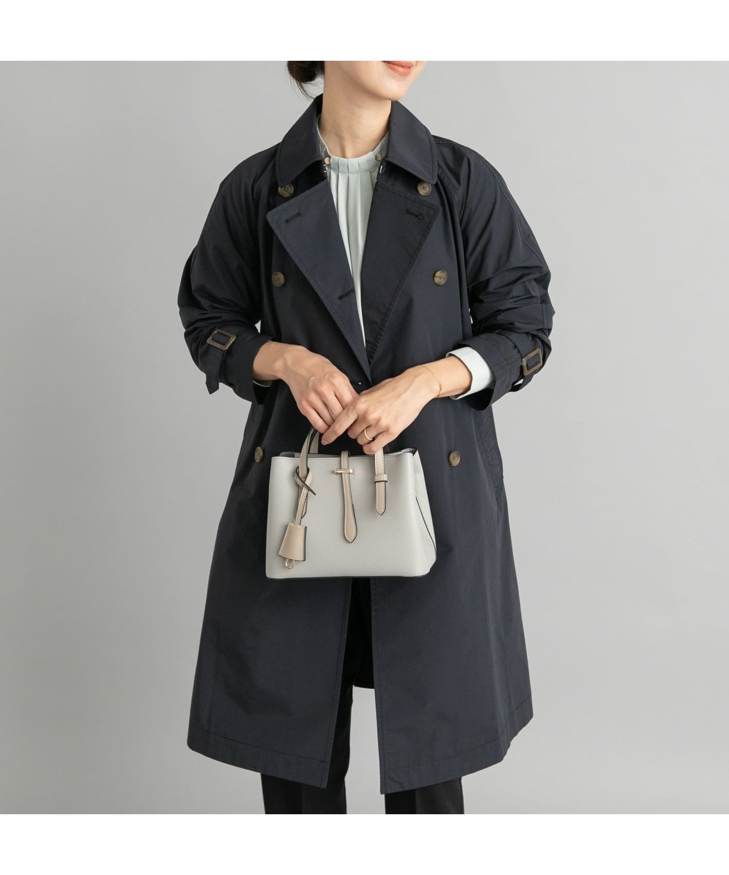 【アーバンリサーチ ドアーズ/URBAN RESEARCH DOORS】のトレンチコート インテリア・キッズ・メンズ・レディースファッション・服の通販 founy(ファニー) 　ファッション　Fashion　レディースファッション　WOMEN　アウター　Coat Outerwear　コート　Coats　トレンチコート　Trench Coats　2025年　2025　2025春夏・S/S　Ss,Spring/Summer,2025　クラシカル　Classical　プレーン　Plane　夏　Summer　定番　Standard　S/S・春夏　Ss・Spring/Summer　ビジネス 仕事 通勤　Business　NAVY|ID: prp329100004530383 ipo3291000000032029160