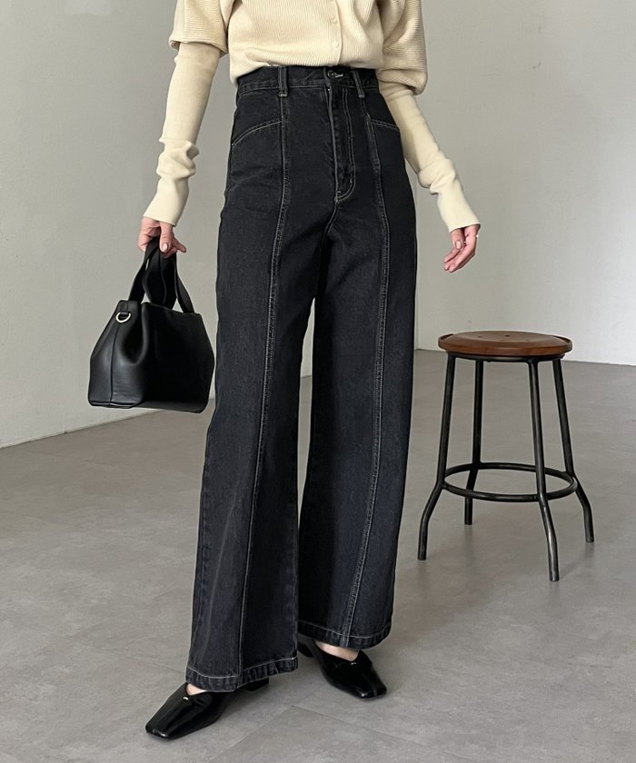 【カプリシューレマージュ/CAPRICIEUX LEMAGE】のセンター切替デニム インテリア・キッズ・メンズ・レディースファッション・服の通販 founy(ファニー) https://founy.com/ ファッション Fashion レディースファッション WOMEN おすすめ Recommend スウェット Sweat センター Center タンク Tank デニム Denim ポケット Pocket 切替 Switching |ID: prp329100004530402 ipo3291000000032076278
