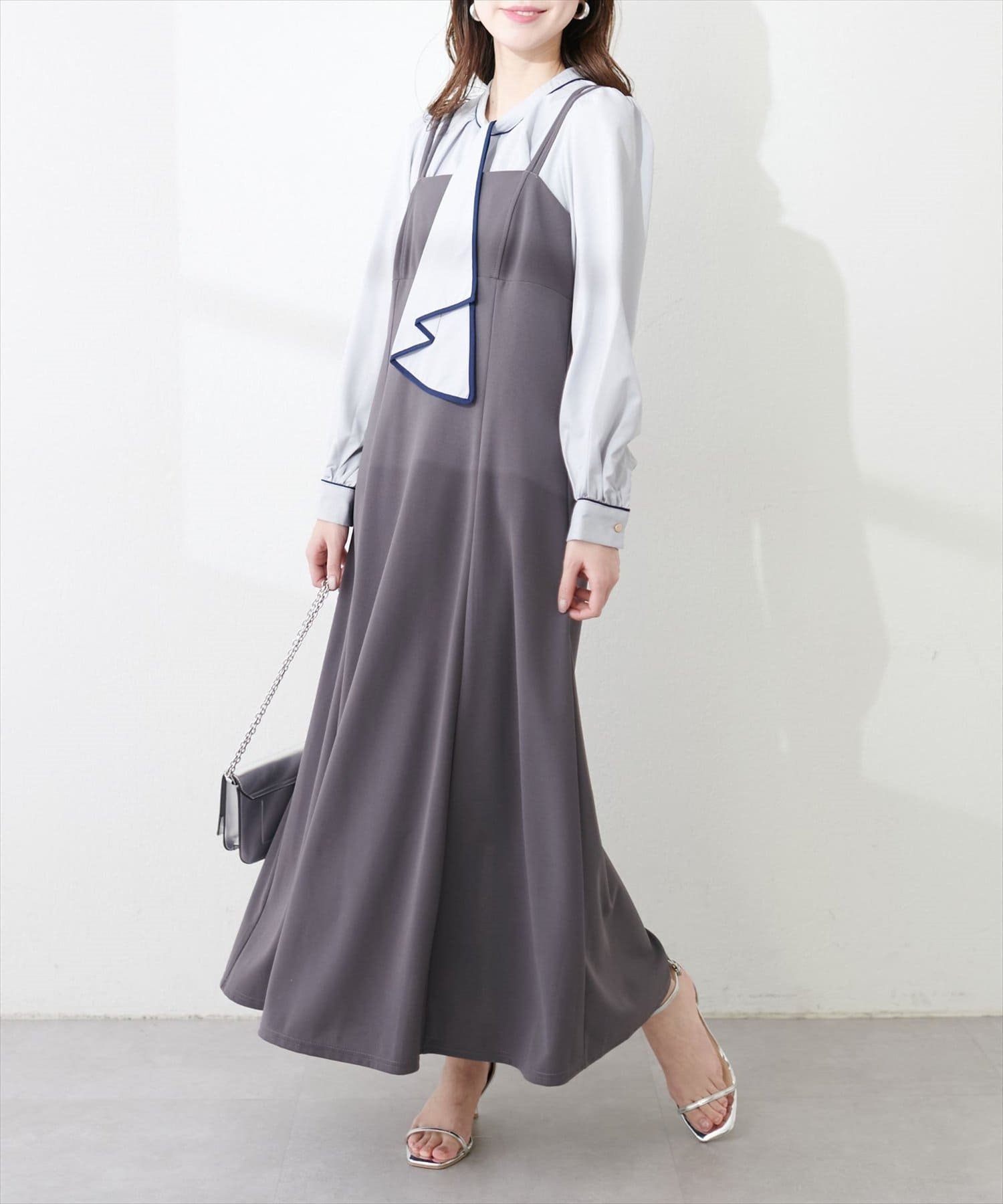【ナチュラルクチュール/natural couture】のカットジョーゼットキャミワンピース インテリア・キッズ・メンズ・レディースファッション・服の通販 founy(ファニー) 　ファッション　Fashion　レディースファッション　WOMEN　ワンピース　Dress　キャミワンピース　No Sleeve Dresses　カットソー　Cut And Sew　キャミワンピース　Cami Dress　シンプル　Simple　スリット　Slit　ドット　Dot　ハイネック　High Neck　フレア　Flare　ベーシック　Basic　ポケット　Pocket　リボン　Ribbon　A/W・秋冬　Aw・Autumn/Winter・Fw・Fall-Winter　2025年　2025　2025春夏・S/S　Ss,Spring/Summer,2025　グレー|ID: prp329100004530467 ipo3291000000032029514