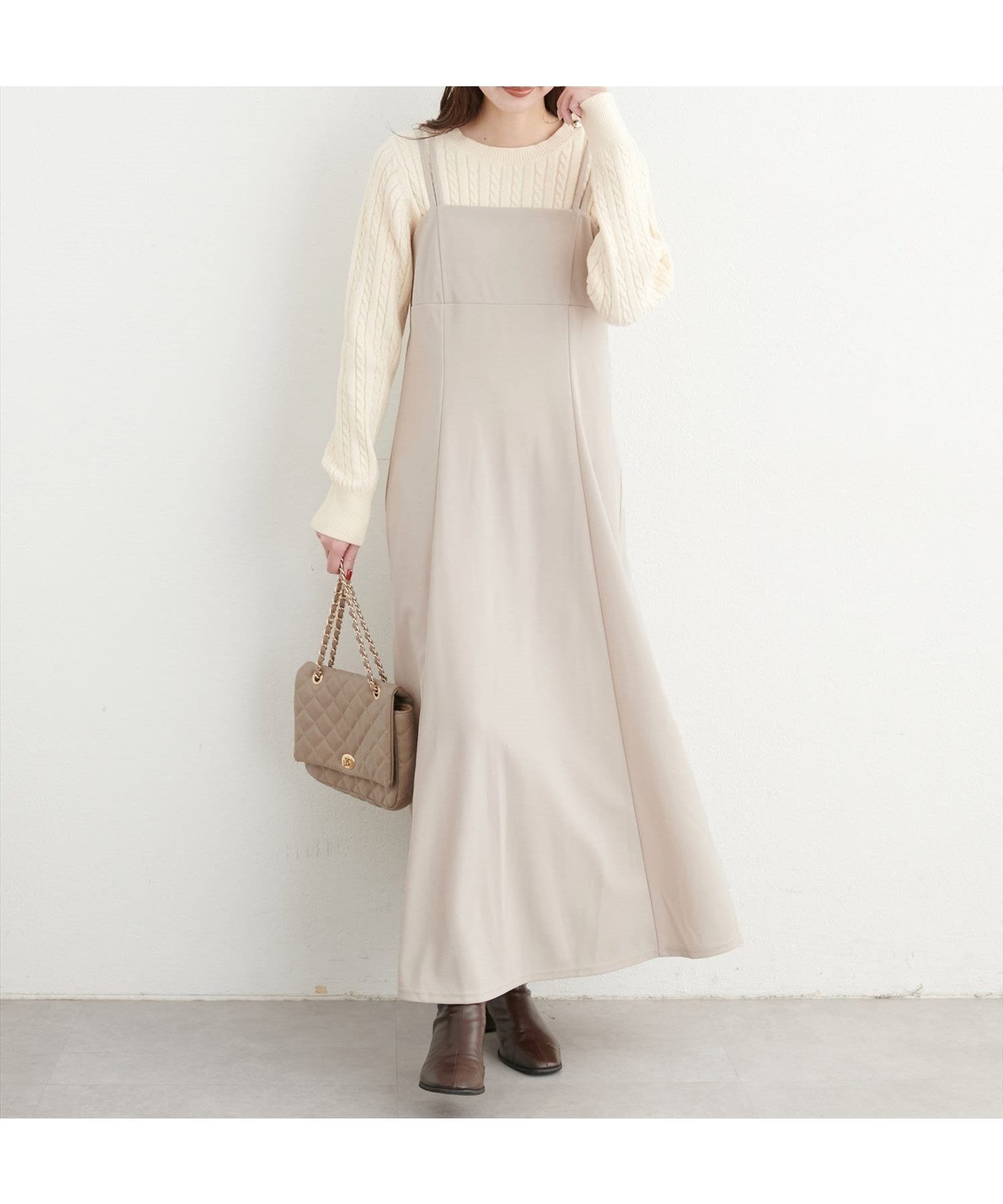 【ナチュラルクチュール/natural couture】のカットジョーゼットキャミワンピース インテリア・キッズ・メンズ・レディースファッション・服の通販 founy(ファニー) 　ファッション　Fashion　レディースファッション　Fashion for Women　ワンピース　Dresses　キャミソールワンピース　Camisole Dresses　カットソー　Cut and Sewn Top　キャミワンピース　Cami Dress, Slip Dress　シンプル　Simple, Minimal　スリット　Slit, Slit Detail　ドット　Polka Dot, Dot Pattern　ハイネック　High Neck, Mock Neck　フレア　Flare, Flared　ベーシック　Basic, Essential　ポケット　Pocket, Pocket Detail　リボン　Ribbon, Bow　A/W・秋冬　Autumn/Winter　2025年　2025　2025-2026秋冬・A/W　Autumn/Winter 2025–26 AW25–26　グレイッシュベージュ|ID: prp329100004530467 ipo3291000000032727969