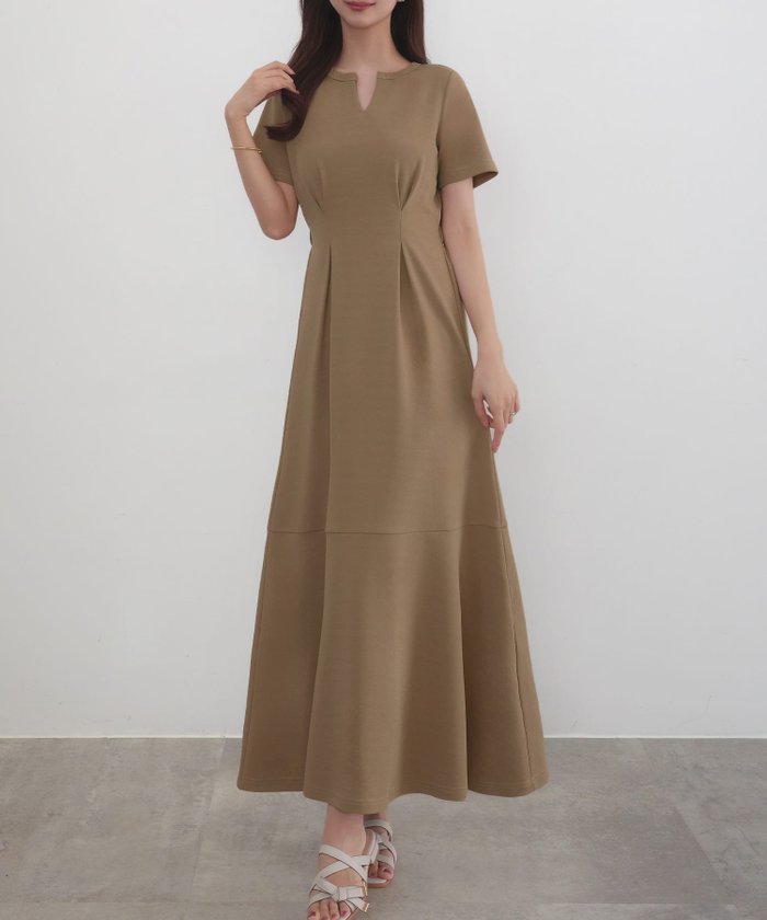 【ジュノア/JUNOAH】のCENEA キーネックタックデザインワンピース インテリア・キッズ・メンズ・レディースファッション・服の通販 founy(ファニー) https://founy.com/ ファッション Fashion レディースファッション Ladies' Fashion Online ワンピース Dress |ID: prp329100004530628 ipo3291000000032625794