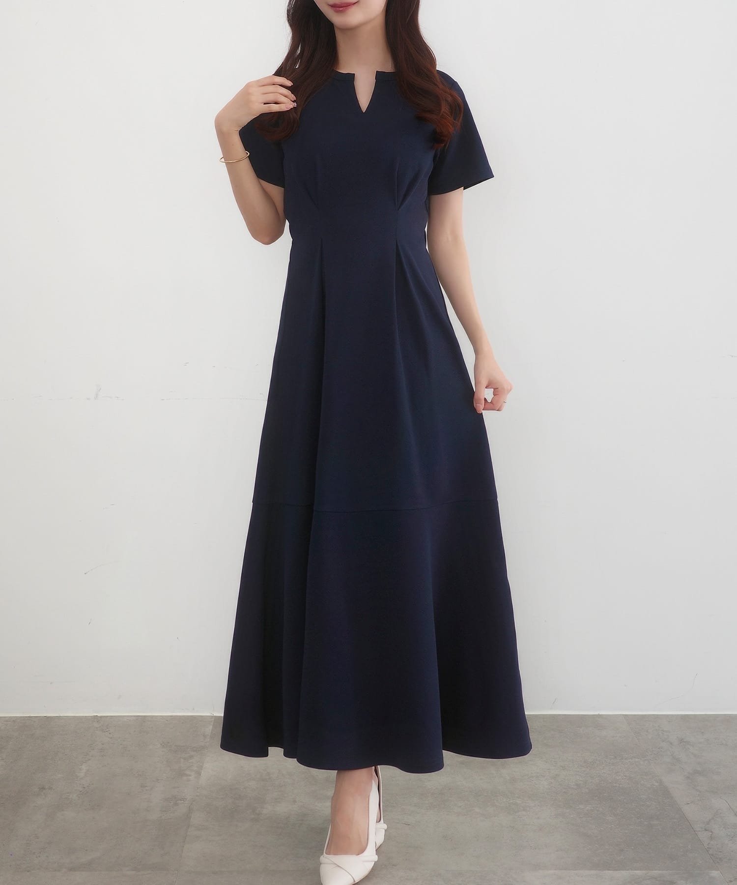 【ジュノア/JUNOAH】のCENEA キーネックタックデザインワンピース インテリア・キッズ・メンズ・レディースファッション・服の通販 founy(ファニー) 　ファッション　Fashion　レディースファッション　Ladies' Fashion Online　ワンピース　Dress　ネイビー|ID: prp329100004530628 ipo3291000000032625799