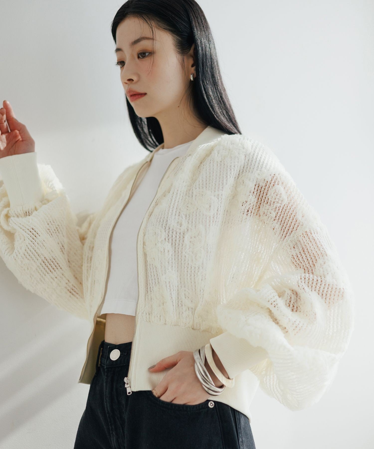 【アダム エ ロペ/ADAM ET ROPE'】の【WEB限定】チュールブルゾン インテリア・キッズ・メンズ・レディースファッション・服の通販 founy(ファニー) 　ファッション　Fashion　レディースファッション　WOMEN　アウター　Coat Outerwear　ブルゾン　Blouson/Jackets　2025年　2025　2025春夏・S/S　Ss,Spring/Summer,2025　おすすめ　Recommend　シアー　Sheer　スリーブ　Sleeve　チュール　Tulle　デニム　Denim　バランス　Balance　フェミニン　Feminine　フロント　Front　ベーシック　Basic　ポケット　Pocket　夏　Summer　春　Spring　S/S・春夏　Ss・Spring/Summer　オフホワイト(15)|ID: prp329100004530706 ipo3291000000032030530