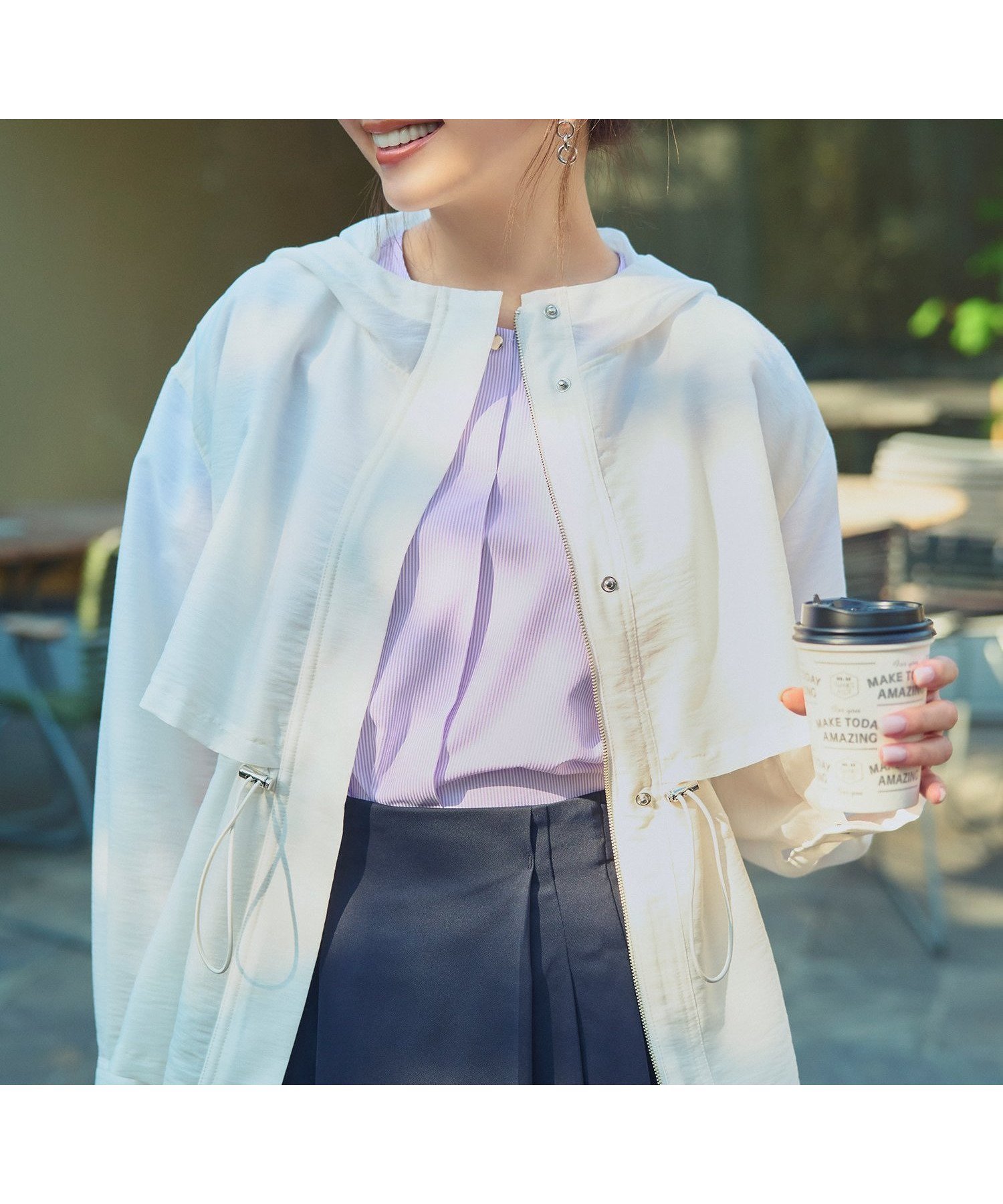 【ナチュラル ビューティー ベーシック/NATURAL BEAUTY BASIC】のフーディードロストブルゾン 人気、トレンドファッション・服の通販 founy(ファニー) 　ファッション　Fashion　レディースファッション　WOMEN　アウター　Coat Outerwear　ブルゾン　Blouson/Jackets　おすすめ　Recommend　シアー　Sheer　シルバー　Silver　ドローストリング　Drawstring　フロント　Front　 other-1|ID: prp329100004530828 ipo3291000000032367521