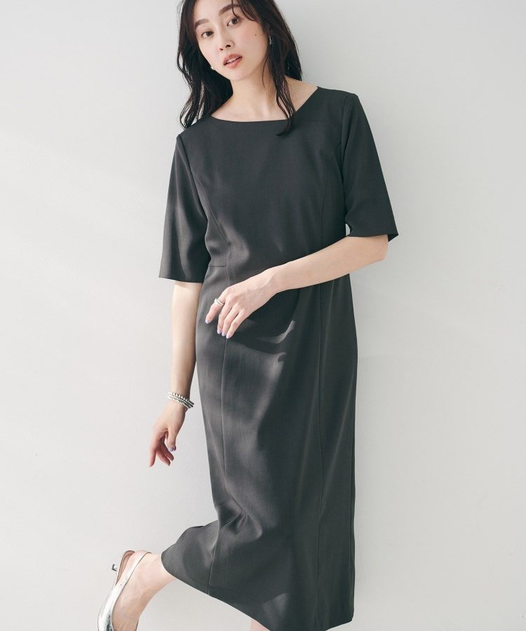 【アンタイトル/UNTITLED】の【きれいめ/上品/夏ワンピ】アシメネックワンピース インテリア・キッズ・メンズ・レディースファッション・服の通販 founy(ファニー) 　ファッション　Fashion　レディースファッション　Fashion for Women　ワンピース　Dresses　今季　This Season, Current Season　ストレッチ　Stretch, Stretchy Fabric　ツイル　Twist, Twisted Detail　トレンド　Trend, Trending Now　パターン　Pattern, Design Print　ポケット　Pocket, Pocket Detail　リラックス　Relax, Relaxed Fit　おすすめ　Recommended / Our Picks　夏　Summer　エレガント 上品　Elegant　チャコールグレー|ID: prp329100004530863 ipo3291000000033207943