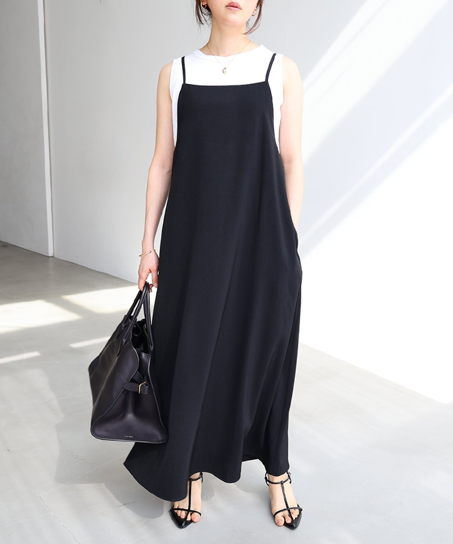 【その他のブランド/Other】のとろみ キャミ ワンピース evernavy エバーネイビー 人気、トレンドファッション・服の通販 founy(ファニー) 　ファッション　Fashion　レディースファッション　WOMEN　ワンピース　Dress　キャミワンピース　No Sleeve Dresses　とろみ　Thickness　キャミ　Cami　サロペット　Overalls　スクエア　Square　トレンド　Trend　ノースリーブ　No Sleeve　ポケット　Pocket　エレガント 上品　Elegant　人気　Popularity　夏　Summer　春　Spring　A/W・秋冬　Aw・Autumn/Winter・Fw・Fall-Winter　 other-1|ID: prp329100004530960 ipo3291000000032199030