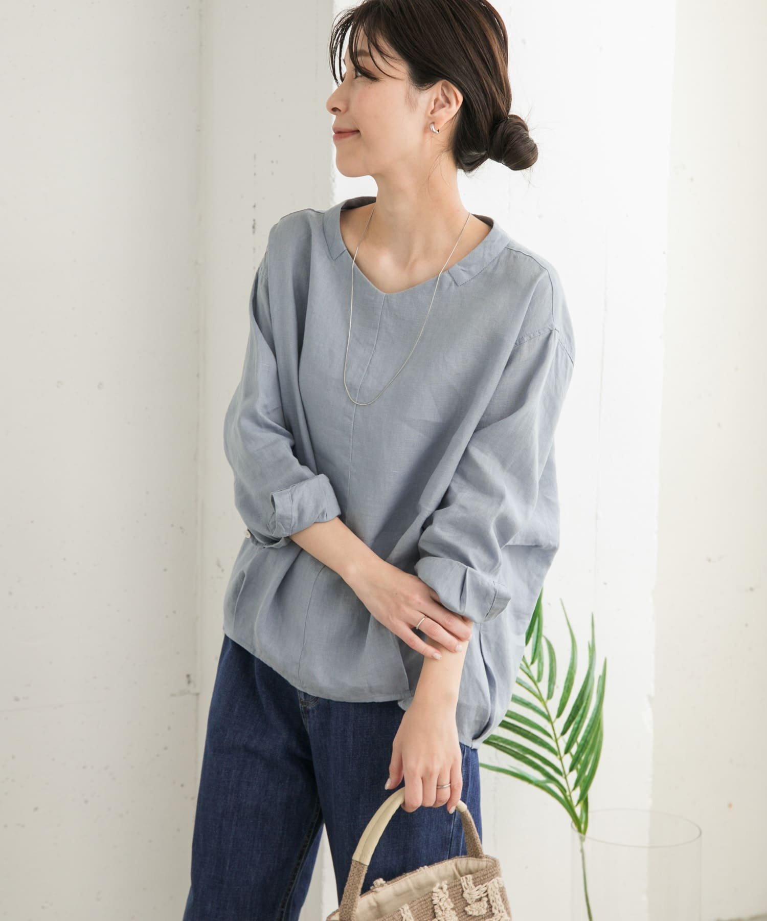 【アーバンリサーチ ドアーズ/URBAN RESEARCH DOORS】のリネンバックタックプルオーバー インテリア・キッズ・メンズ・レディースファッション・服の通販 founy(ファニー) 　ファッション　Fashion　レディースファッション　Fashion for Women　トップス・カットソー　Cut & Sew Tops　カジュアルプルオーバー・ニットトップス　Pullovers & Knit Tops / Casual Pullovers　バッグ　Bags　2025年　2025　2025春夏・S/S　Spring/Summer 2025 SS25　リネン　Linen, Linen Fabric　人気　Popular, Best Seller　夏　Summer　春　Spring　S/S・春夏　SS, Spring/Summer, Warm Season　長袖　Long Sleeve, Full Sleeve　L.BLUE|ID: prp329100004531139 ipo3291000000032723904