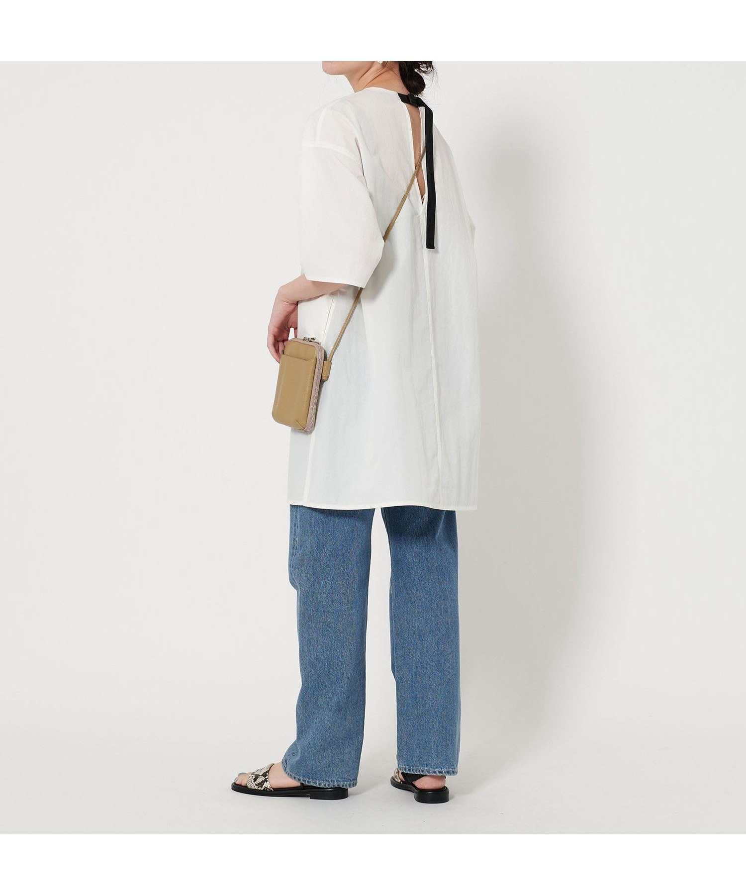 【ビューティ&ユース ユナイテッドアローズ/BEAUTY&YOUTH / UNITED ARROWS】のコットンナイロン バックベルト ミニワンピース インテリア・キッズ・メンズ・レディースファッション・服の通販 founy(ファニー) 　ファッション　Fashion　レディースファッション　WOMEN　ワンピース　Dress　ベルト　Belts　おすすめ　Recommend　シンプル　Simple　スポーティ　Sporty　ソックス　Socks　レギンス　Leggings　ワイド　Wide　WHITE|ID: prp329100004531151 ipo3291000000032032408