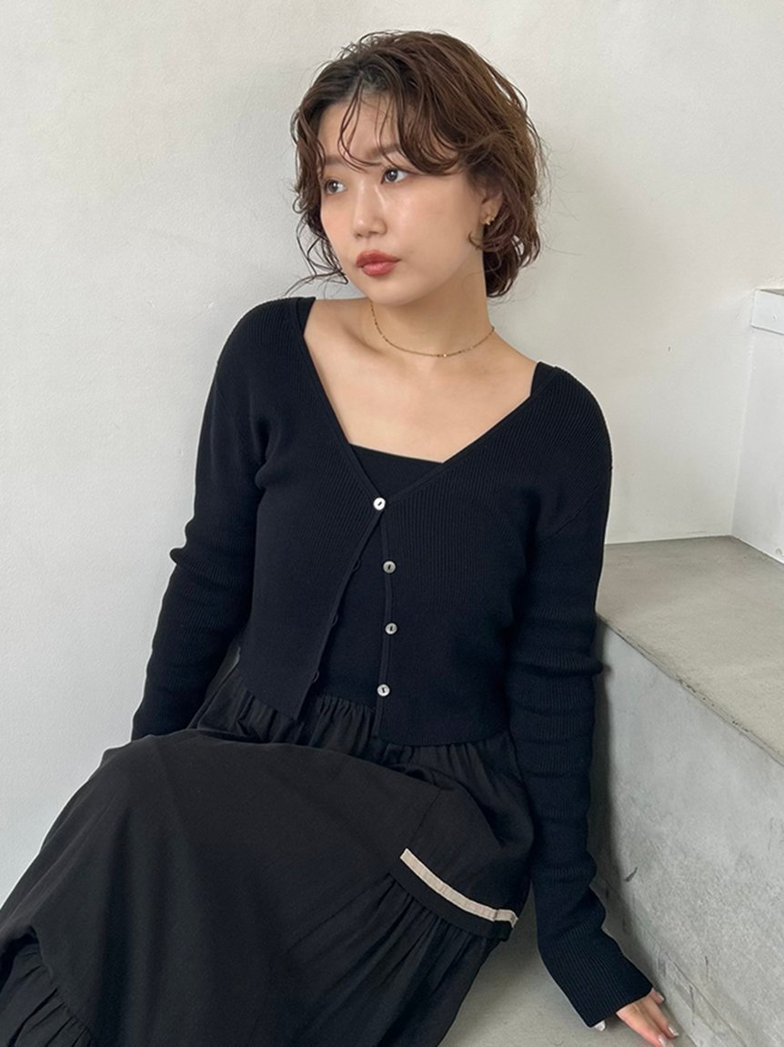 【フレイ アイディー/FRAY I.D】のクロップドVネックリブカーディガン/UVカット インテリア・キッズ・メンズ・レディースファッション・服の通販 founy(ファニー) 　ファッション　Fashion　レディースファッション　WOMEN　トップス・カットソー　Tops/Tshirt　カーディガン　Cardigans　Vネック　V-Neck　おすすめ　Recommend　オフショルダー　Off Shoulder　カーディガン　Cardigan　クロップド　Cropped　セットアップ　Set Up　デコルテ　Decolletage　エレガント 上品　Elegant　夏　Summer　BLK[009]|ID: prp329100004531154 ipo3291000000032032420