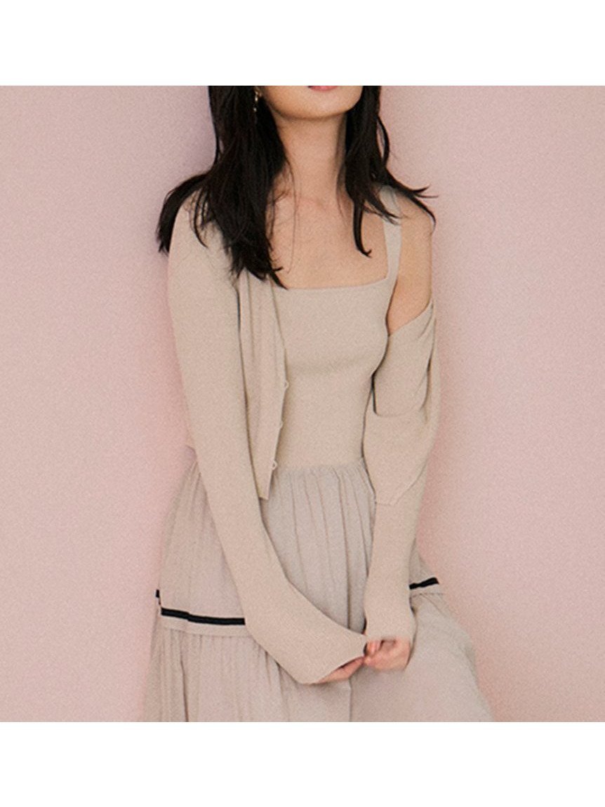 【フレイ アイディー/FRAY I.D】のクロップドVネックリブカーディガン/UVカット インテリア・キッズ・メンズ・レディースファッション・服の通販 founy(ファニー) 　ファッション　Fashion　レディースファッション　WOMEN　トップス・カットソー　Tops/Tshirt　カーディガン　Cardigans　Vネック　V-Neck　おすすめ　Recommend　オフショルダー　Off Shoulder　カーディガン　Cardigan　クロップド　Cropped　セットアップ　Set Up　デコルテ　Decolletage　エレガント 上品　Elegant　夏　Summer　BEG[037]|ID: prp329100004531154 ipo3291000000032032421