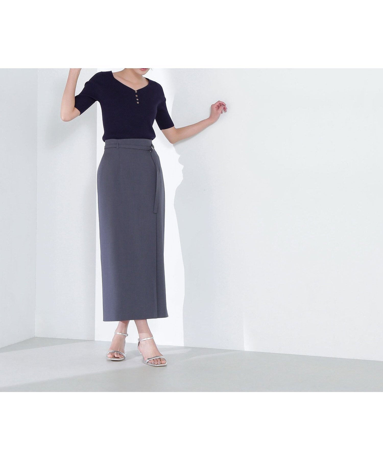 【ナチュラル ビューティー ベーシック/NATURAL BEAUTY BASIC】のベルテッドラップナロースカート インテリア・キッズ・メンズ・レディースファッション・服の通販 founy(ファニー) 　ファッション　Fashion　レディースファッション　Ladies' Fashion Online　スカート　Skirt　ストレッチ　Stretch　スリット　Slit　メランジ　Melange　ラップ　Wrap　ワンポイント　One Point　夏　Summer　春　Spring　S/S・春夏　Ss・Spring/Summer　ビジネス 仕事 通勤　Business　チャコール1|ID: prp329100004531180 ipo3291000000032605320