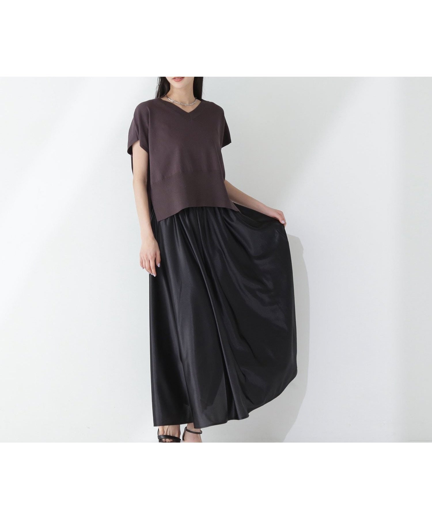 【ナチュラル ビューティー ベーシック/NATURAL BEAUTY BASIC】のグロッシーギャザースカート インテリア・キッズ・メンズ・レディースファッション・服の通販 founy(ファニー) 　ファッション　Fashion　レディースファッション　WOMEN　スカート　Skirt　おすすめ　Recommend　ギャザー　Gather　ドレープ　Drape　クロ|ID: prp329100004531269 ipo3291000000032290599