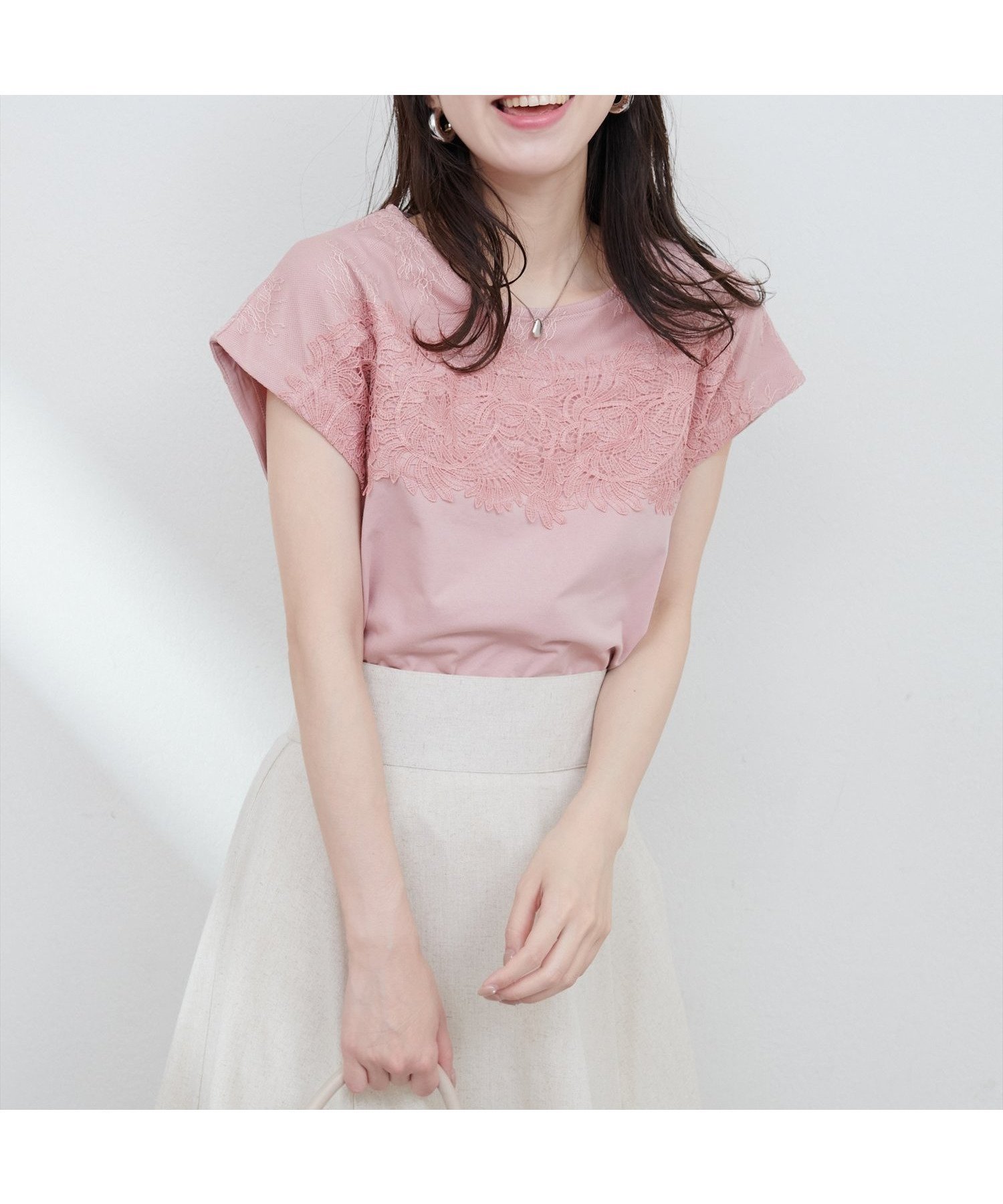 【ナチュラルクチュール/natural couture】のレースヨーク切替Tシャツ インテリア・キッズ・メンズ・レディースファッション・服の通販 founy(ファニー) 　ファッション　Fashion　レディースファッション　WOMEN　トップス・カットソー　Tops/Tshirt　シャツ/ブラウス　Shirts/Blouses　ロング / Tシャツ　T-Shirts　2025年　2025　2025春夏・S/S　Ss,Spring/Summer,2025　シンプル　Simple　ダウン　Down　デニム　Denim　バランス　Balance　フェミニン　Feminine　フォーマル　Formal　ボトム　Bottom　マーメイド　Mermaid　ヨーク　Yoke　レース　Race　エレガント 上品　Elegant　切替　Switching　夏　Summer　ピンク|ID: prp329100004531368 ipo3291000000032033296