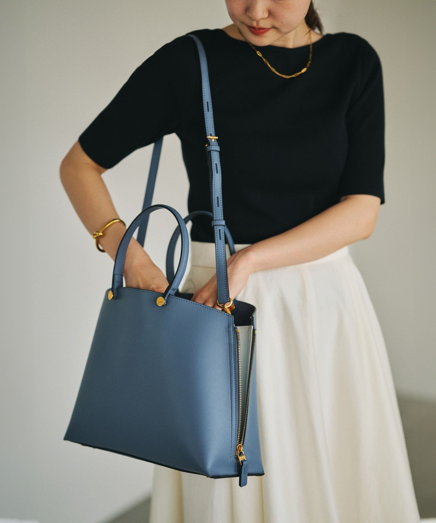 【ロペ/ROPE'】の【E POR】Y BAG Medium【軽量】【25AW】 インテリア・キッズ・メンズ・レディースファッション・服の通販 founy(ファニー) 　ファッション　Fashion　レディースファッション　Ladies' Fashion Online　秋　Autumn/Fall　傘　Umbrella　軽量　Lightweight　サイドジップ　Side Zip　ショルダー　Shoulder　定番　Standard　パープル　Purple　ポケット　Pocket　日傘　Parasol　A/W・秋冬　Aw・Autumn/Winter・Fw・Fall-Winter　ビジネス 仕事 通勤　Business　2025年　2025　2025-2026秋冬・A/W　Aw/Autumn/Winter/Fw/Fall/2025-2026　ブルー系(45)|ID: prp329100004531507 ipo3291000000032591613
