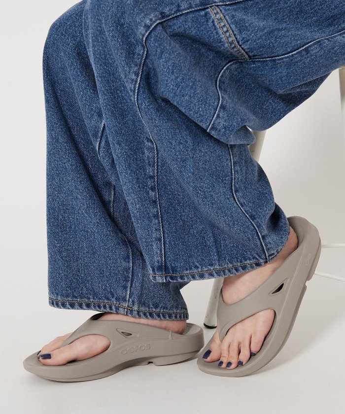 【ビューティ&ユース ユナイテッドアローズ/BEAUTY&YOUTH / UNITED ARROWS】のOOFOS OOriginal サンダル インテリア・キッズ・メンズ・レディースファッション・服の通販 founy(ファニー) https://founy.com/ ファッション Fashion レディースファッション Fashion for Women 春 Spring サンダル Sandals, Summer Shoes シューズ Shoes, Footwear シンプル Simple, Minimal スポーツ Sports, Activewear トレーナー Sweatshirt, Trainer 定番 Standard, Basic Item 人気 Popular, Best Seller フォルム Silhouette, Form S/S・春夏 SS, Spring/Summer, Warm Season 夏 Summer |ID: prp329100004531574 ipo3291000000032078813