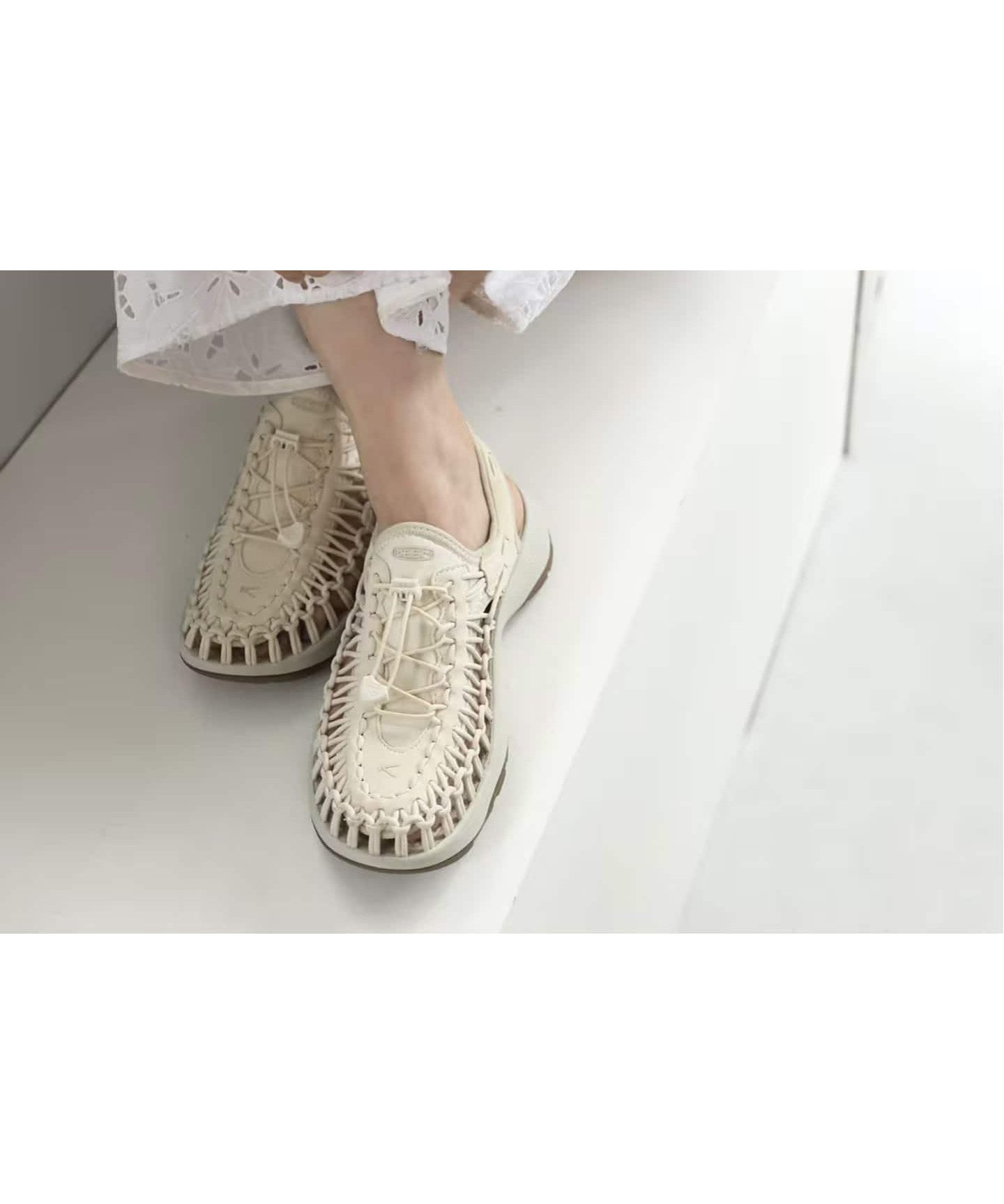 【ジャーナルスタンダード/JOURNAL STANDARD】の《追加》【KEEN /キーン】UNEEK ASTORIA スニーカーサンダル インテリア・キッズ・メンズ・レディースファッション・服の通販 founy(ファニー) 　ファッション　Fashion　レディースファッション　WOMEN　2025年　2025　2025春夏・S/S　Ss,Spring/Summer,2025　サンダル　Sandals　スニーカー　Sneakers　ホワイト B|ID: prp329100004531582 ipo3291000000032493346