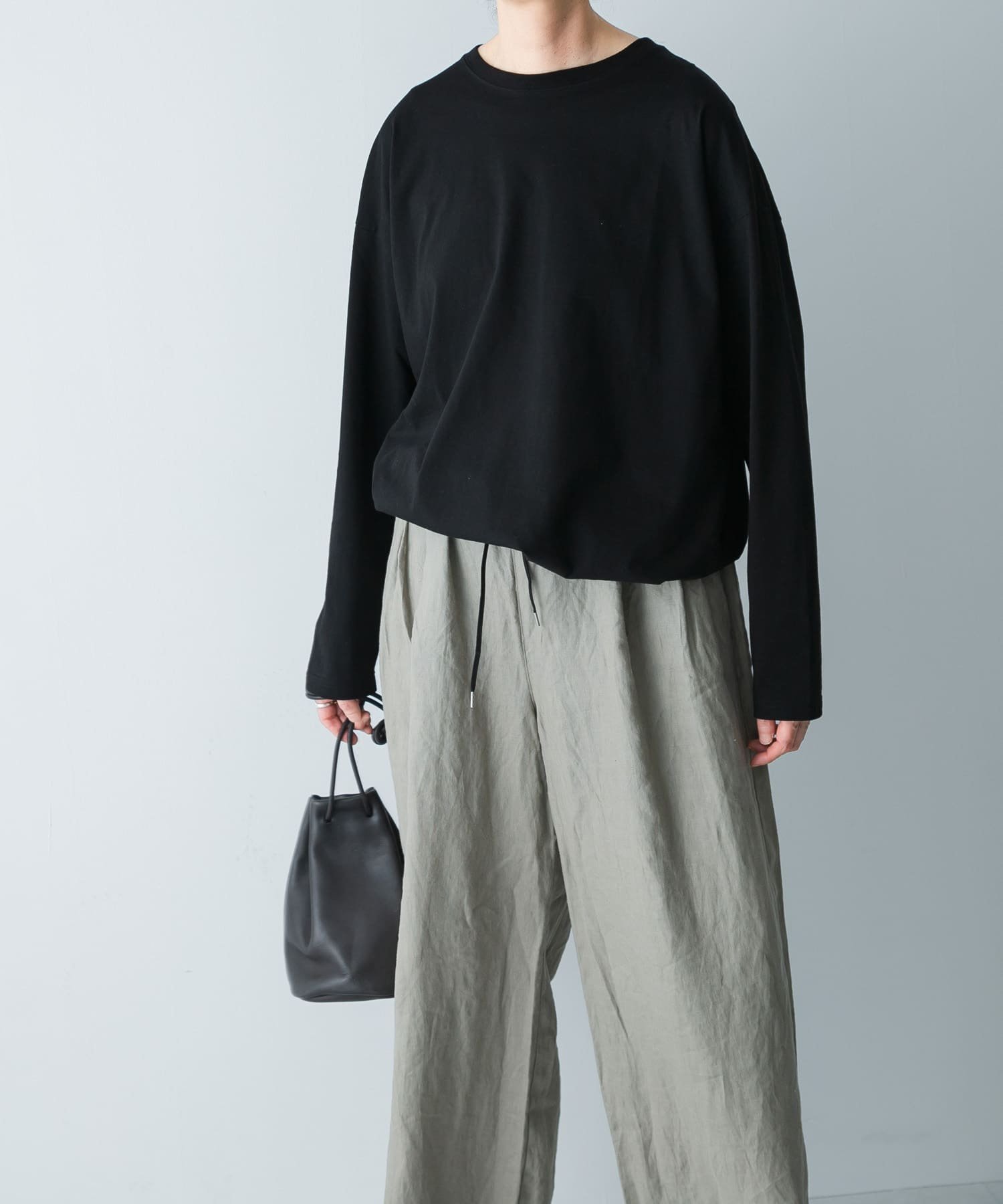 【かぐれ/kagure / URBAN RESEARCH】のオーガニックコットンドロストカットソー インテリア・キッズ・メンズ・レディースファッション・服の通販 founy(ファニー) 　ファッション　Fashion　レディースファッション　WOMEN　トップス・カットソー　Tops/Tshirt　カットソー　Cut and Sewn　2025年　2025　2025春夏・S/S　Ss,Spring/Summer,2025　カットソー　Cut And Sew　スウェット　Sweat　ドローコード　Draw Cord　ボトム　Bottom　夏　Summer　S/S・春夏　Ss・Spring/Summer　BLACK|ID: prp329100004531657 ipo3291000000032034438
