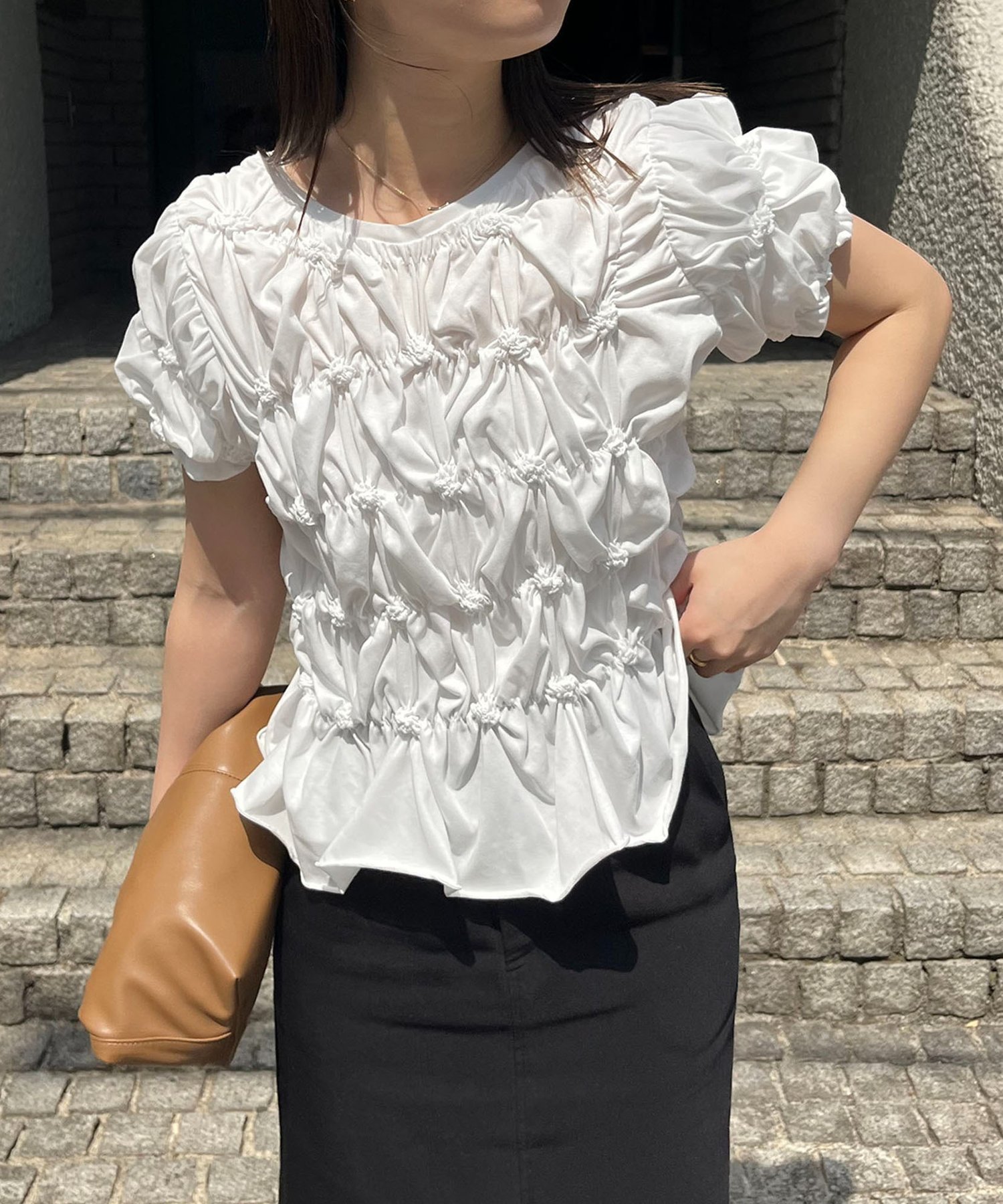 【カプリシューレマージュ/CAPRICIEUX LEMAGE】の【新色追加/全骨格◎】シャーリングホイップTシャツ インテリア・キッズ・メンズ・レディースファッション・服の通販 founy(ファニー) 　ファッション　Fashion　レディースファッション　Fashion for Women　トップス・カットソー　Cut & Sew Tops　シャツ・ブラウス・オフィスカジュアル　Elegant Blouses & Button-Ups　ロングTシャツ・Tシャツ　Longline T-Shirts & Tees　おすすめ　Recommended / Our Picks　シャーリング　Shirring, Ruched　シンプル　Simple, Minimal　センター　Center, Center Line　デニム　Denim, Jeans Material　フリル　Frill, Ruffle　ボトム　Bottoms, Lower Wear　マキシ　Maxi, Full Length　切替　Switching, Contrast Panel　ホワイト|ID: prp329100004531750 ipo3291000000033292240