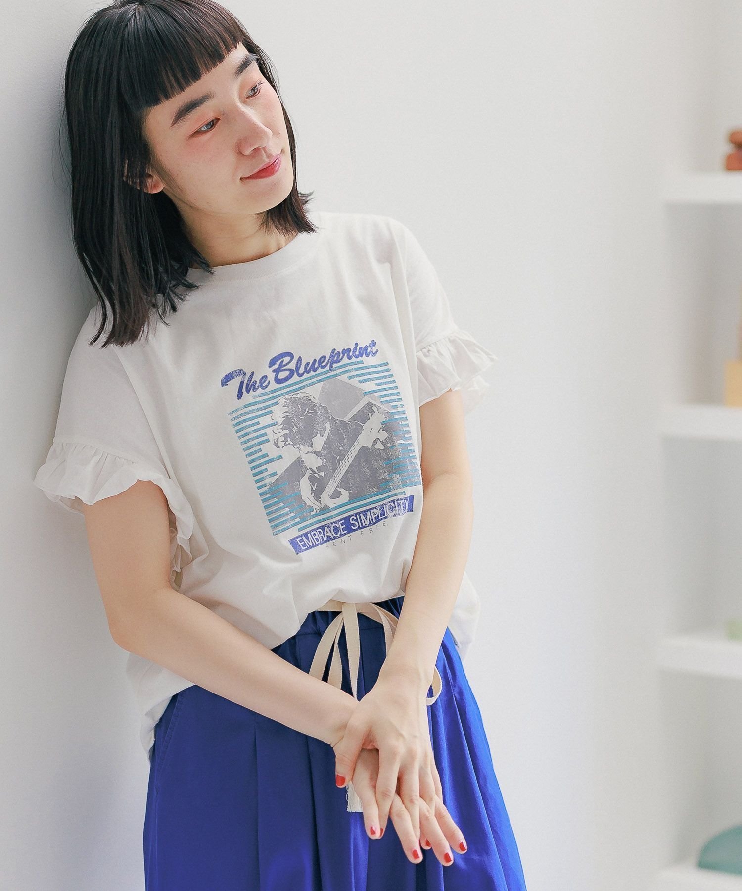 【ニコアンド/niko and】のアソートフリルグラフィックTシャツ インテリア・キッズ・メンズ・レディースファッション・服の通販 founy(ファニー) 　ファッション　Fashion　レディースファッション　Fashion for Women　トップス・カットソー　Cut & Sew Tops　シャツ・ブラウス・オフィスカジュアル　Elegant Blouses & Button-Ups　ロングTシャツ・Tシャツ　Longline T-Shirts & Tees　おすすめ　Recommended / Our Picks　グラフィック　Graphic, Graphic Design　スリーブ　Sleeve, Long Sleeve / Short Sleeve　フリル　Frill, Ruffle　フレンチ　French, French Style　ボトム　Bottoms, Lower Wear　ヴィンテージ　Vintage Style　吸水　Absorbent, Quick-Dry　オフ11|ID: prp329100004531769 ipo3291000000032642234